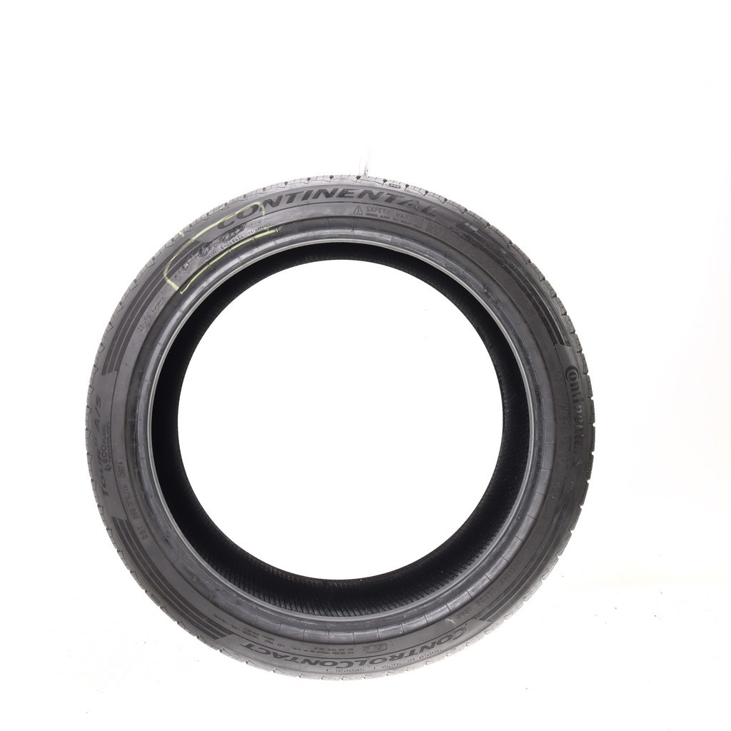 Set of (4) Used 235/40R19 Continental ControlContact Tour M A/S EV – 9.5-10/32