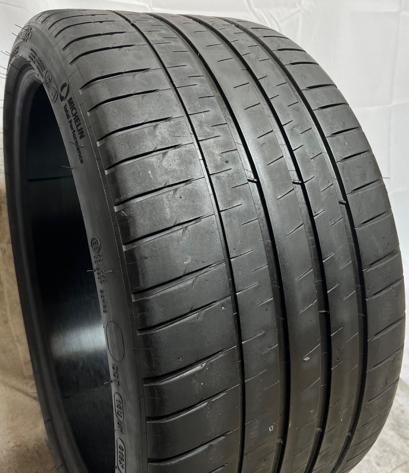 1 – NO REPAIRS 285/30ZR20 XL (99Y) Michelin Pilot Sport 4 S (*) BMW OEM – 7110