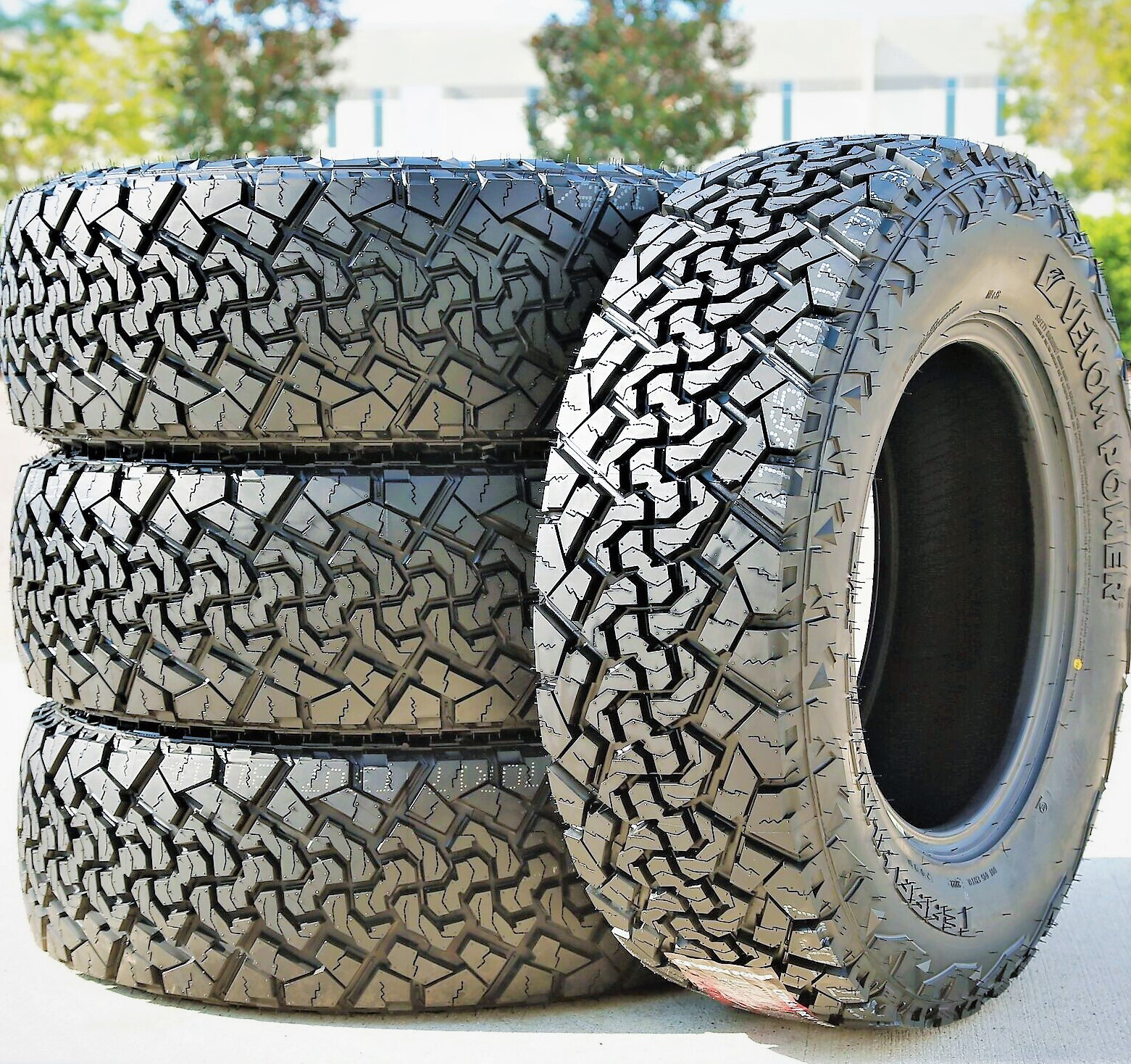 4 Tires Venom Power Terra Hunter X/T 265/70R17 115S XT Extreme Terrain