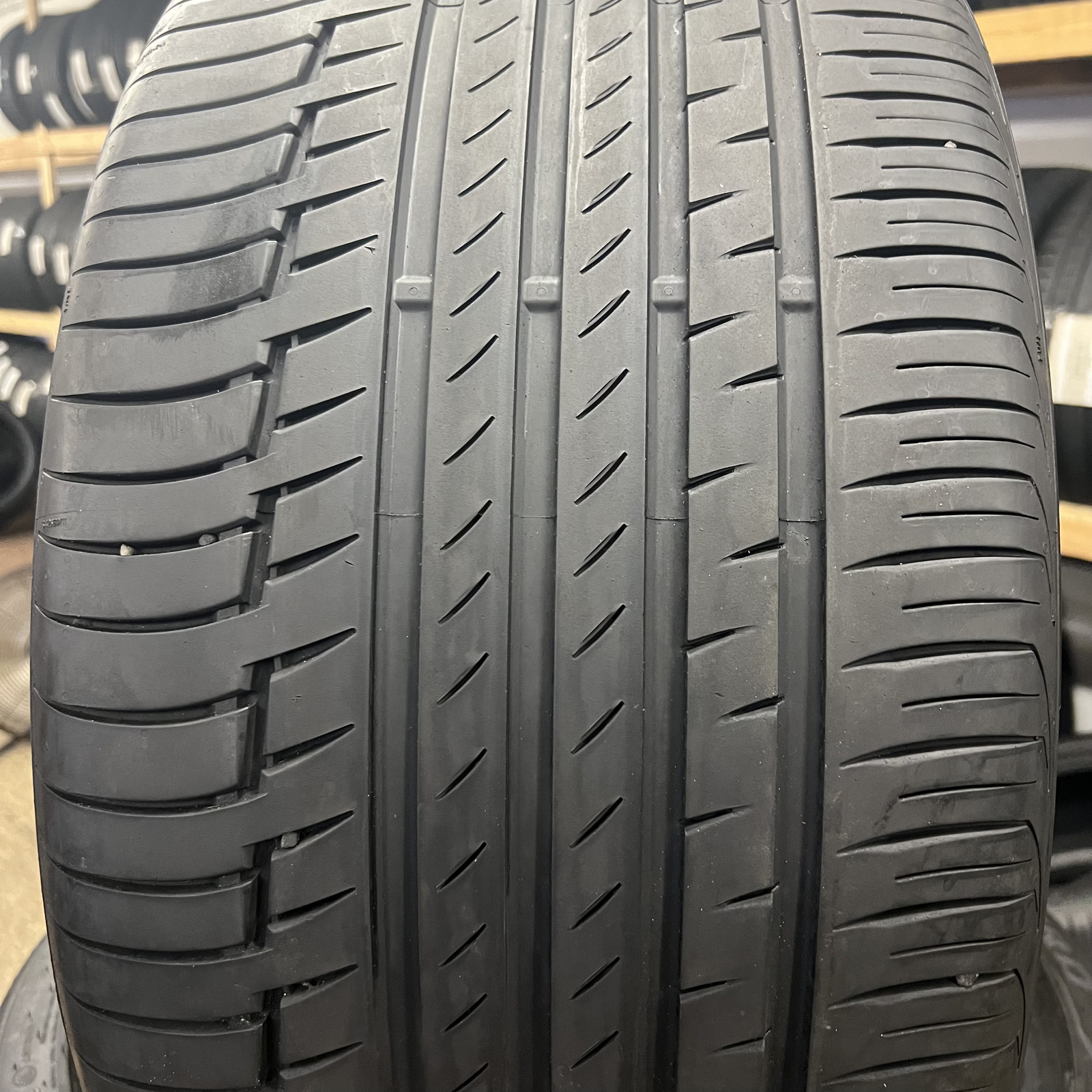 Set Of 2 Tires LikeNEW Continental PremiumContact 6 SSR 315/35R21 111Y NO Patch
