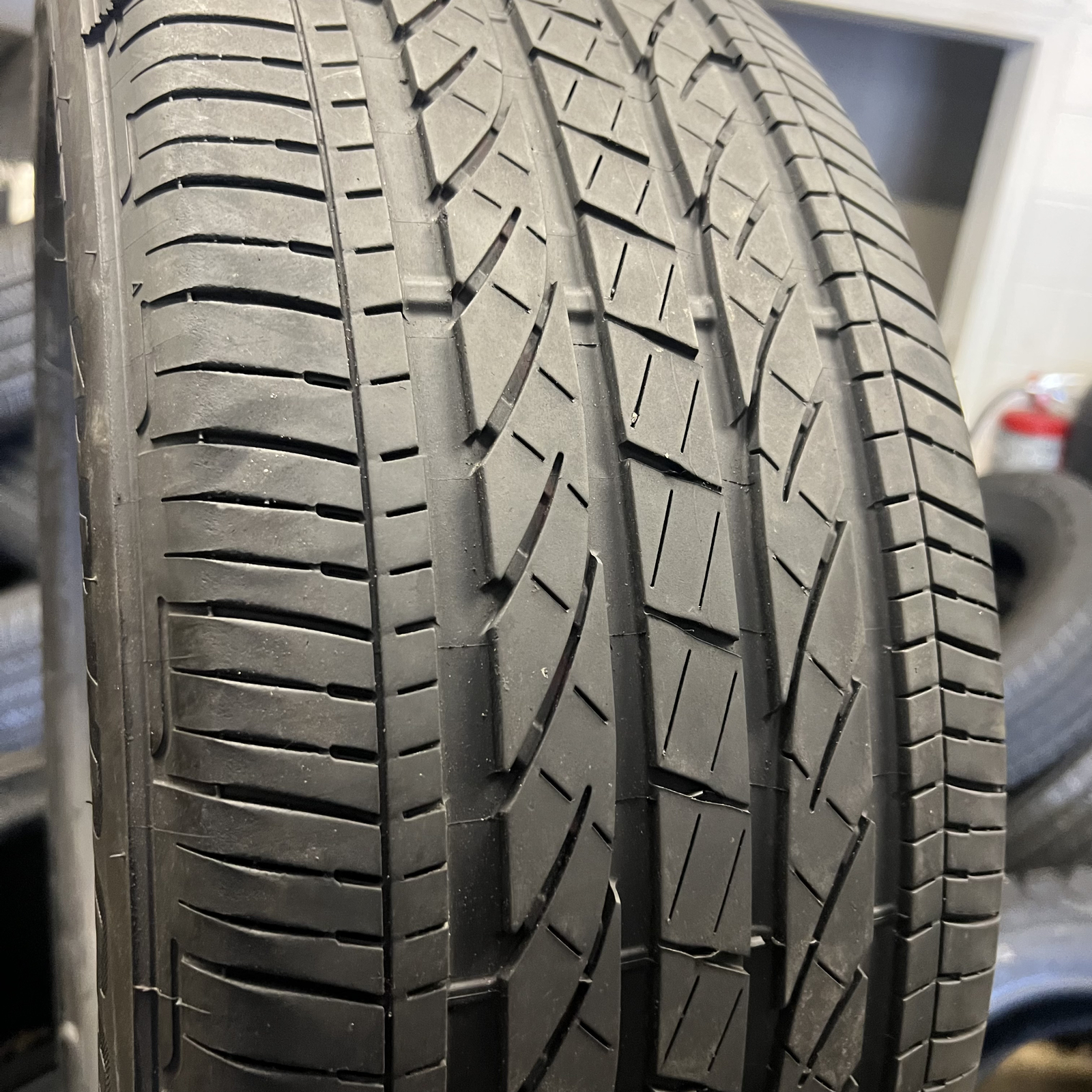 1 Tire Bridgestone Dueler H/P Sport AS RFT BMW 245/50R19 105H DOT.4923