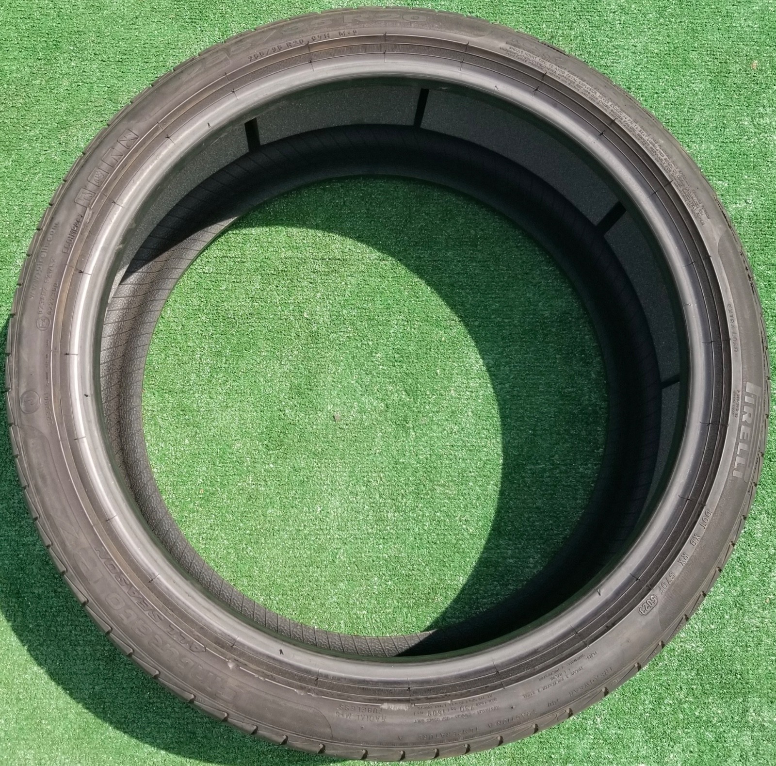 255/35R20 Pirelli Cinturato P7 All Season Tire J Jaguar 255/35R-20 97H 60% Tread