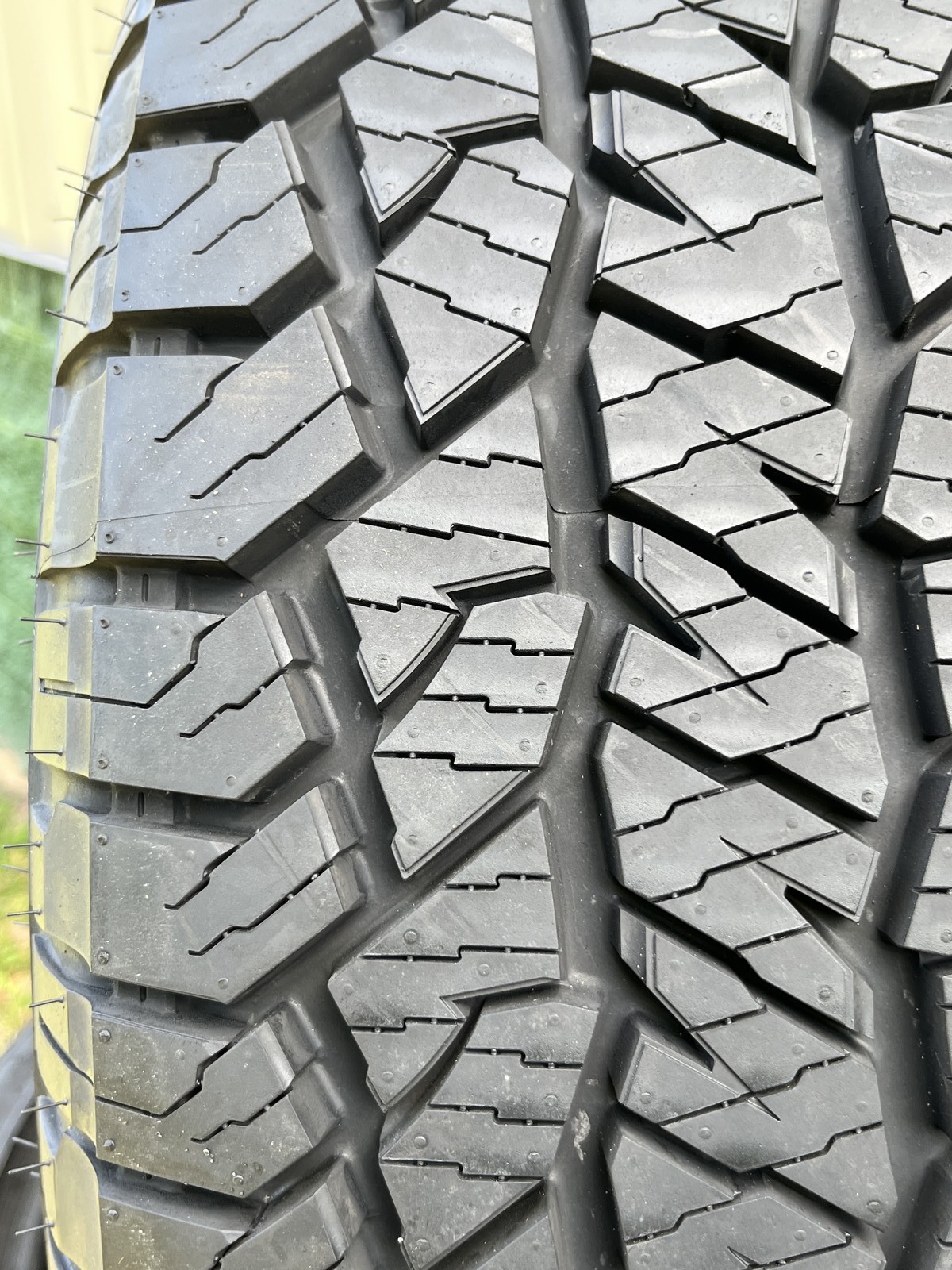 1 New Hankook Dynapro AT2 Xtreme LT 265/60R18 119/116S 10 PLY DOT.2523 14/32 New