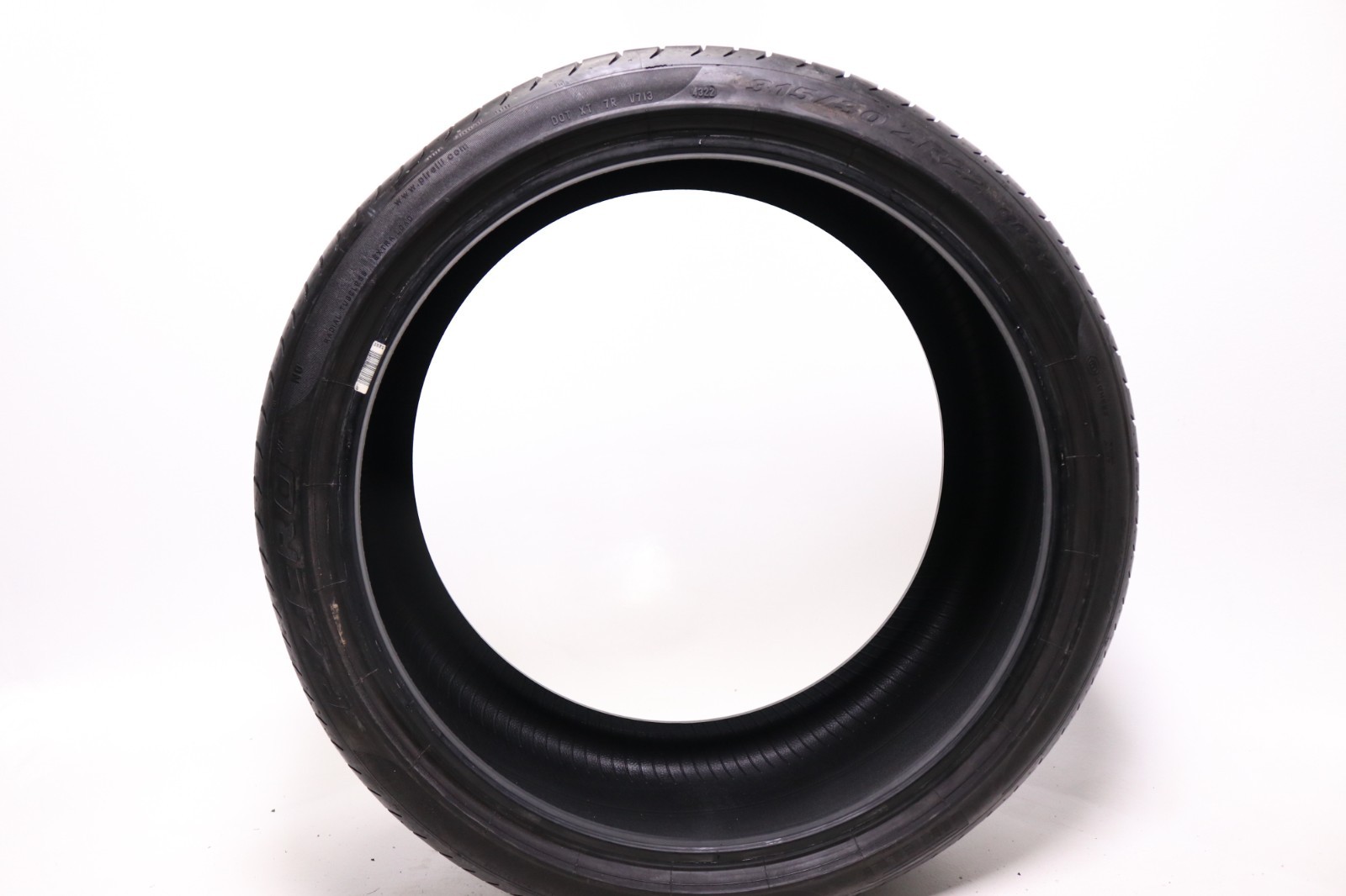 Set of 2 Used 315/30ZR22 Pirelli P Zero NO – 107Y – 7.5/32 No Repairs