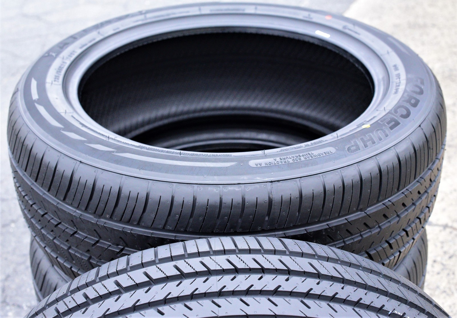 4 Atlas Force UHP 2x 245/45R20 ZR 103Y 2x 255/45R20 105Y Performance Tires
