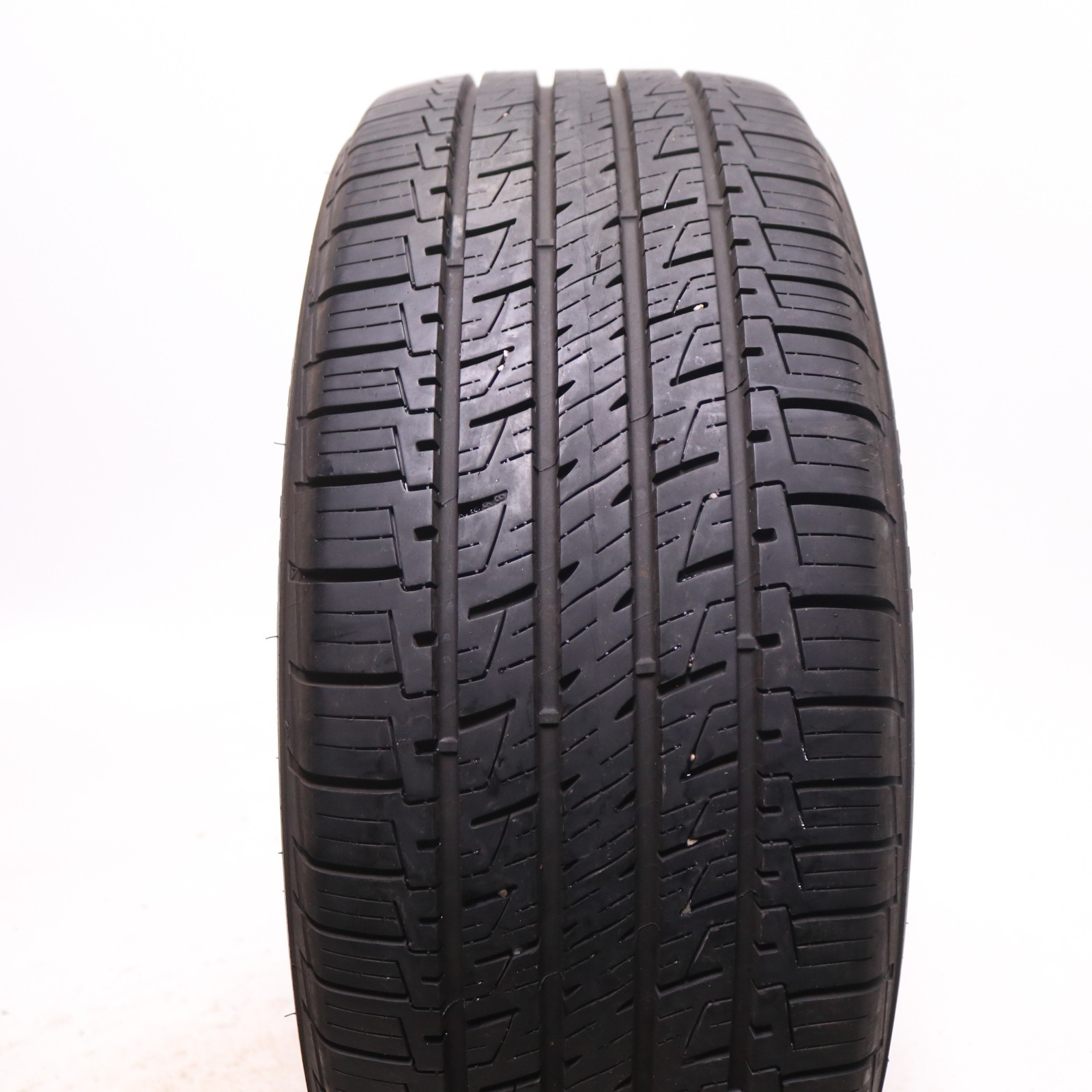 Set of 2 Used 235/45R18 Goodyear Assurance MaxLife – 94V – 9.5-10.5/32