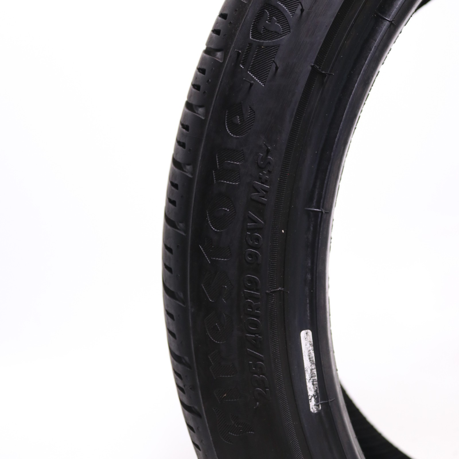 Set of 2 Used 235/40R19 Firestone Firehawk AS V2 – 96V – 7-8/32 No Repairs
