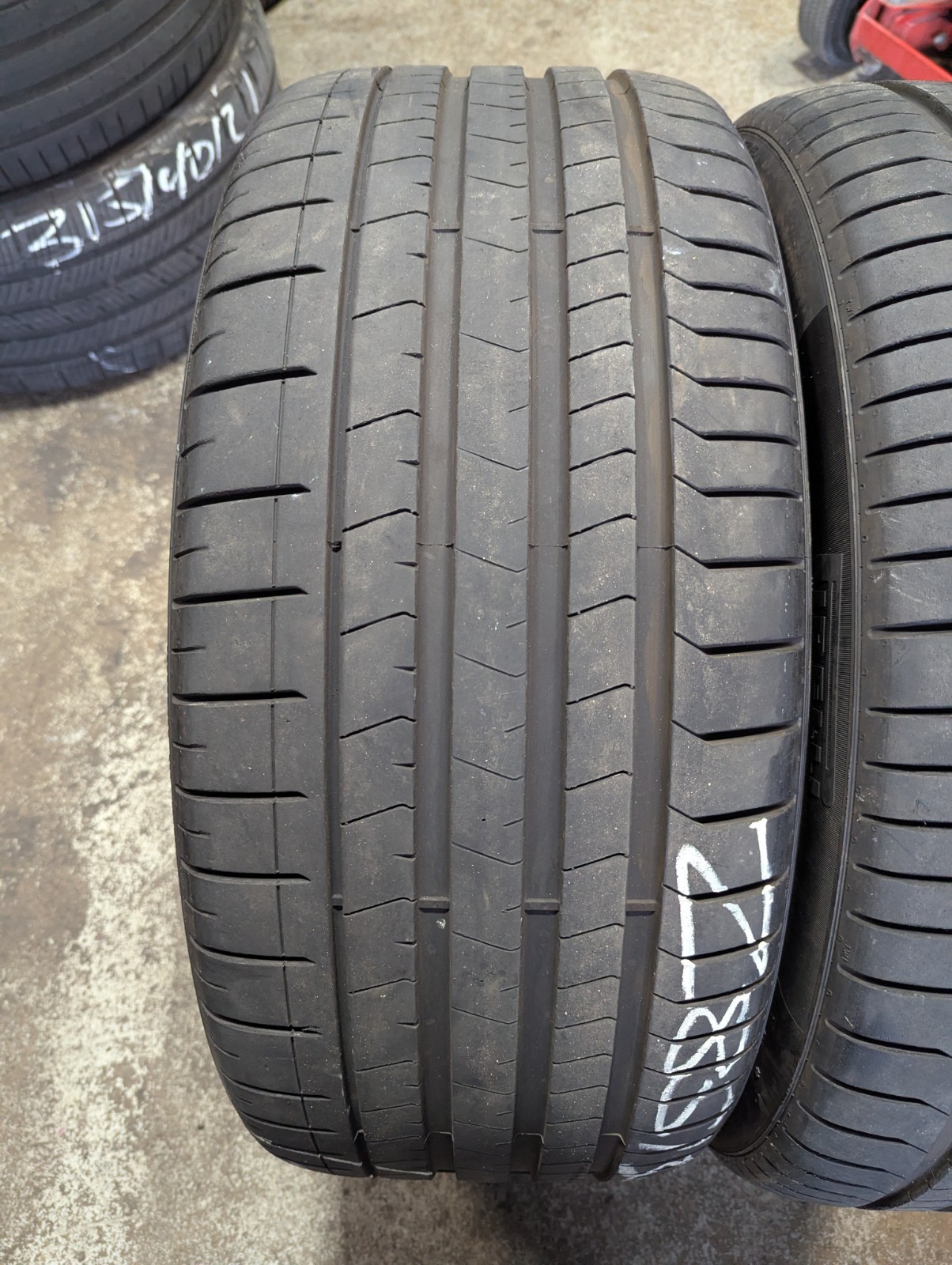 285/35ZR23 ( 107Y) PIRELLI PZERO PZ4 L PAIR OF TIRES