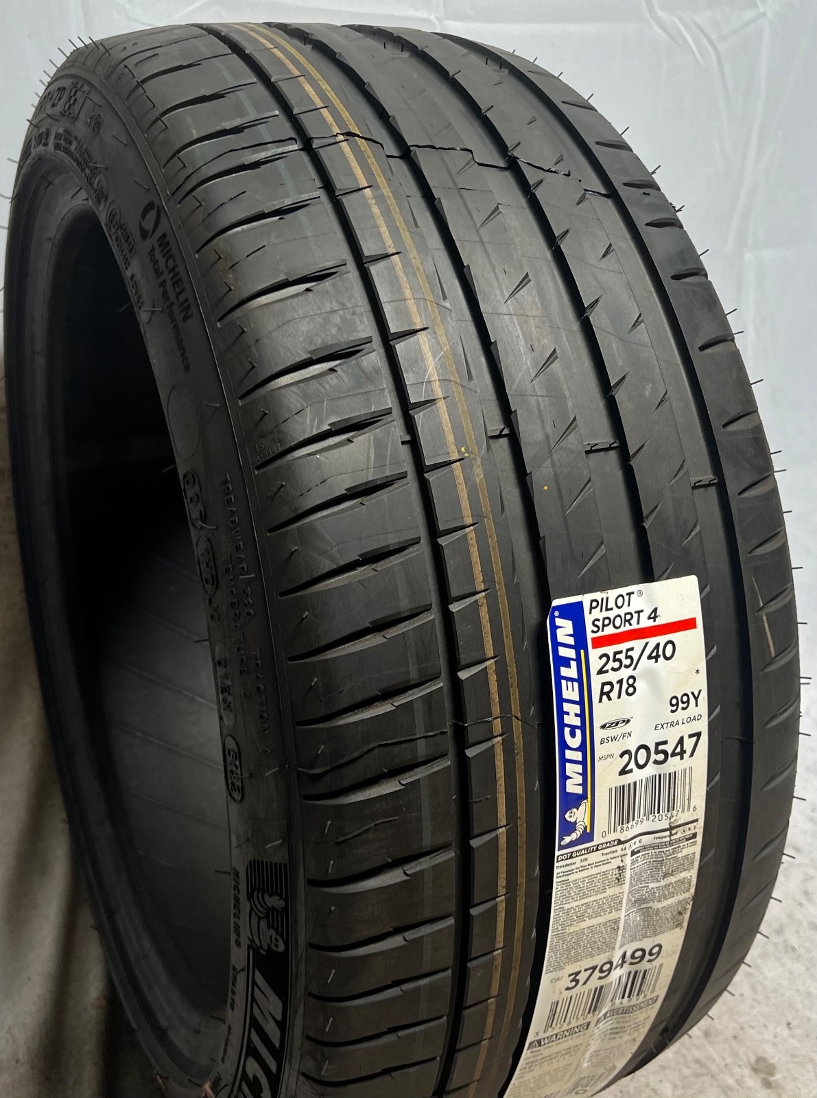 1 – NEW 255/40R18 XL (99Y) Michelin Pilot Sport 4 ZP (*) BMW OEM – 7089