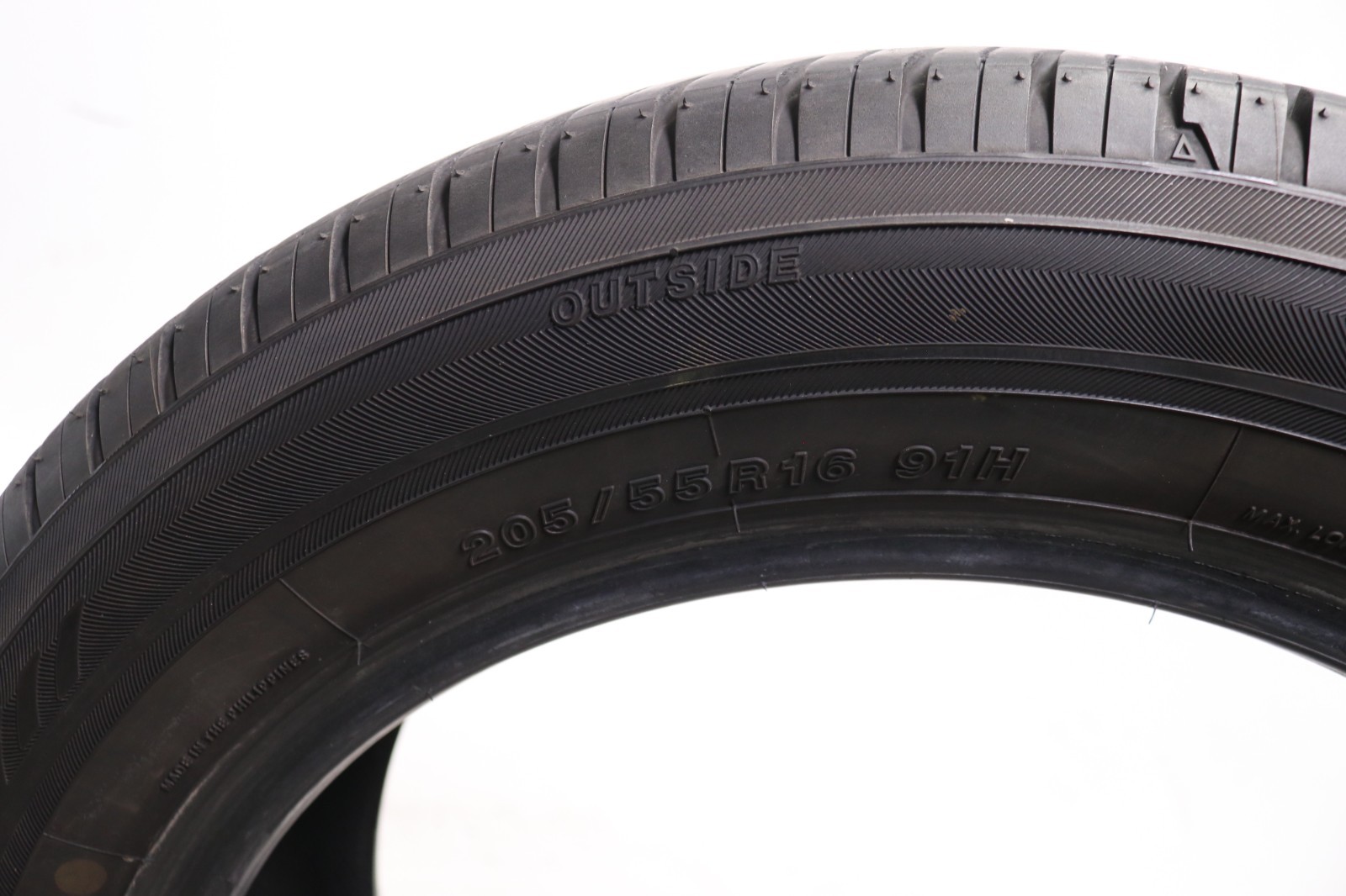 Set of 4 Used 205/55R16 Yokohama YK-GTX – 91H – 9.5-10.5/32