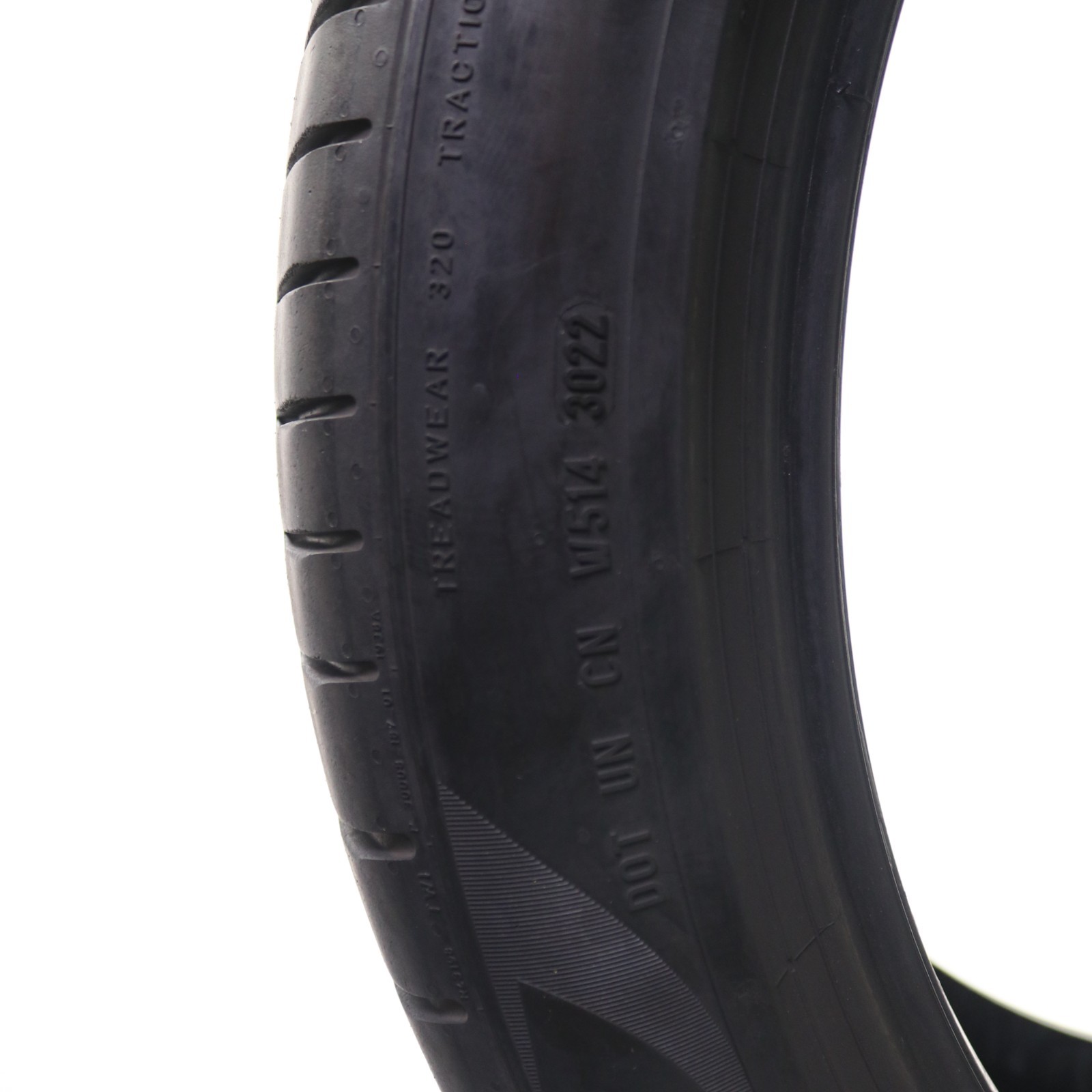Used 275/40R21 Pirelli P Zero PZ4 Run Flat – 107Y – 7/32 No Repairs