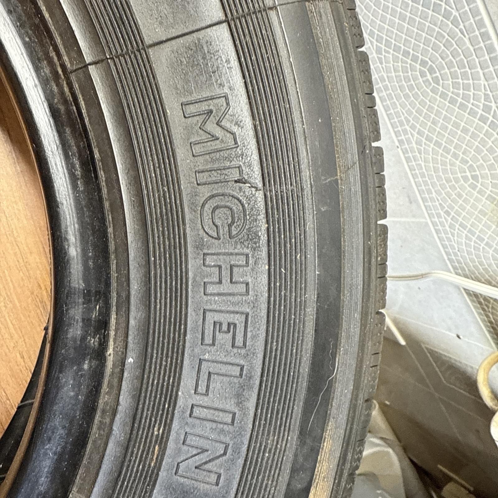 Michelin 185 – SR 380 / 185-15 X Made In France Tire #3 Triumph Jaguar MG ??
