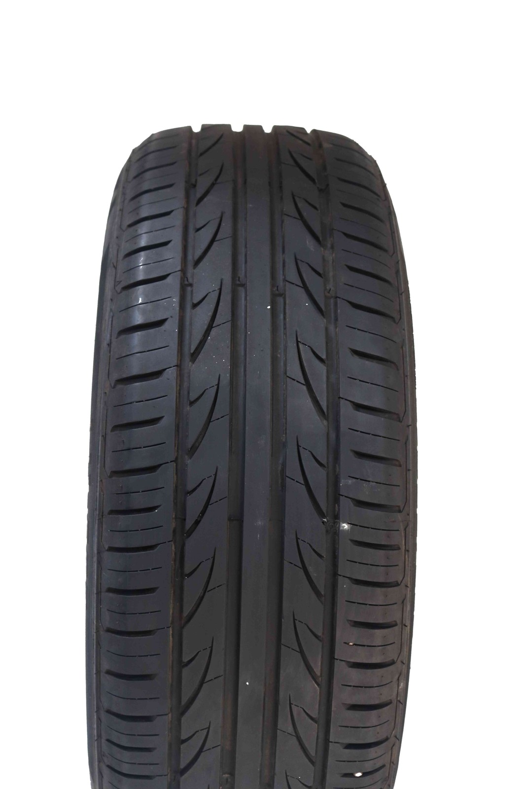 Set Of 2 P215/55R18 Lionhart LH-503 95 V Used 8/32nds