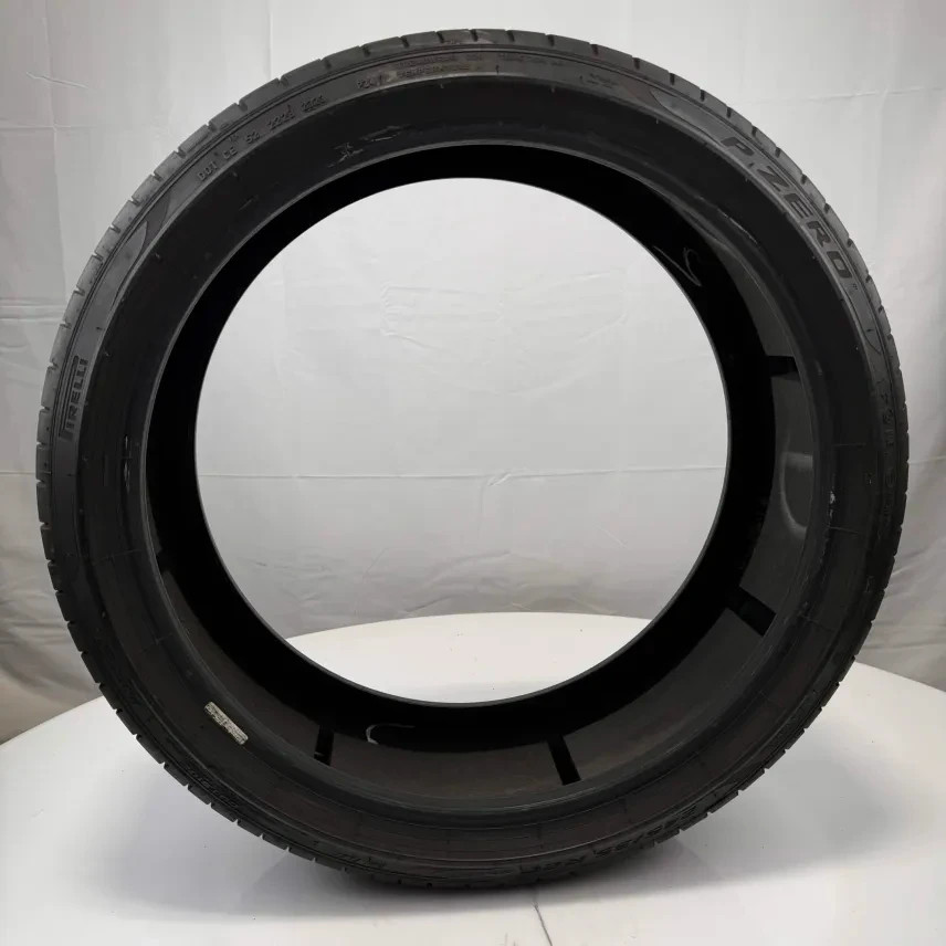 Used 245/35R20 Pirelli P Zero PZ4 MOE Run Flat 95Y 5.5/32 (DOT 23)