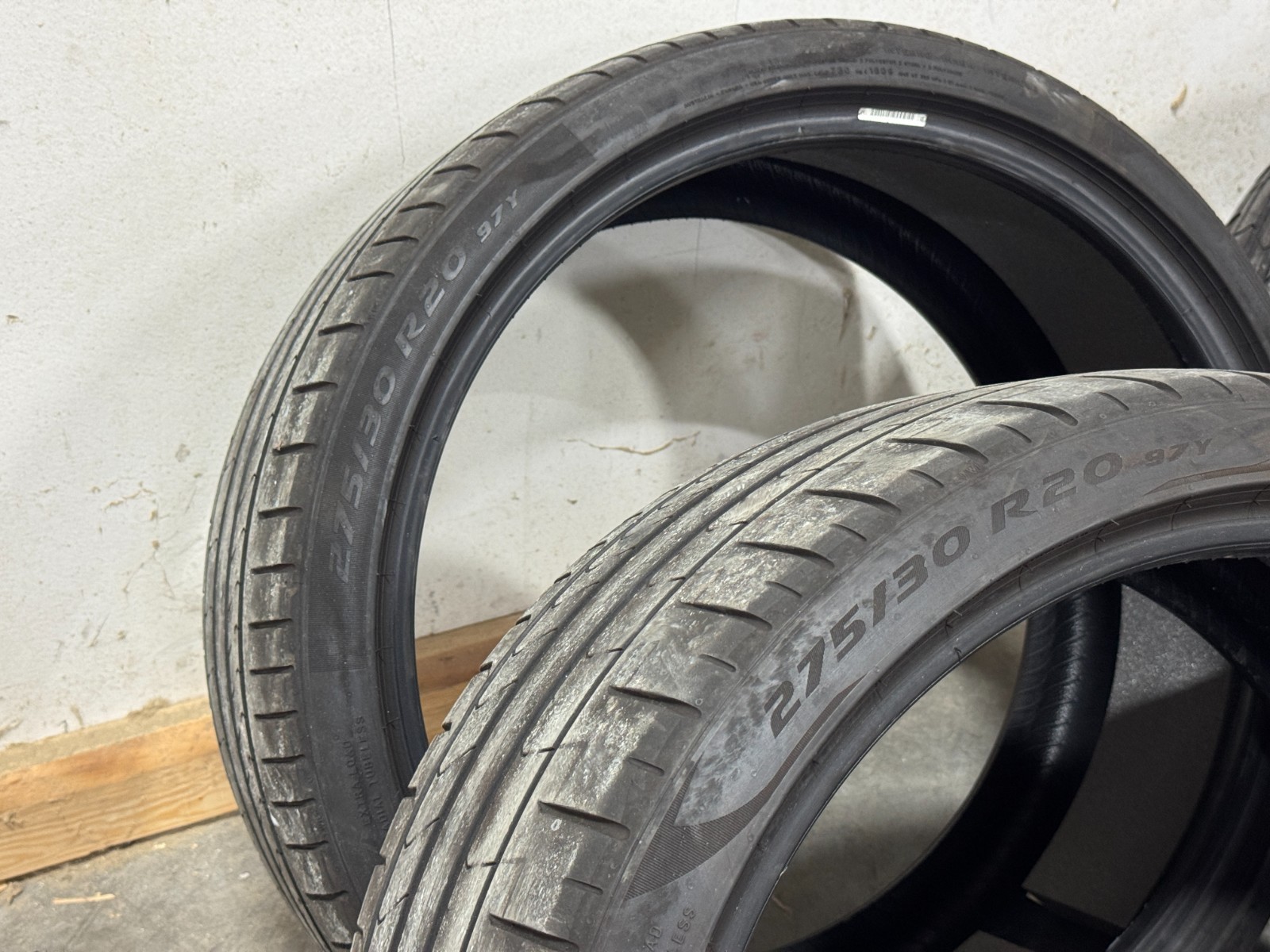 OEM 2024+ Tesla Model 3 Performance Tires (5 Total) 235/35/20 & 275/35/20