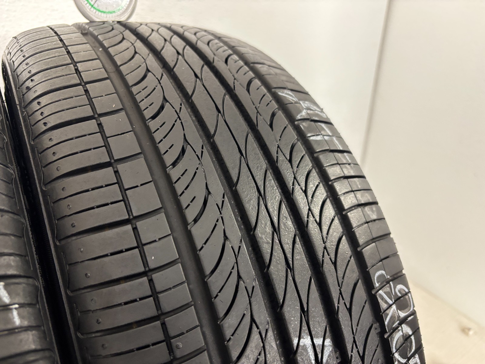 2 Tires 205 45 17 Hankook Optimo H426 HRS Run Flat (70-85% Tread Left)