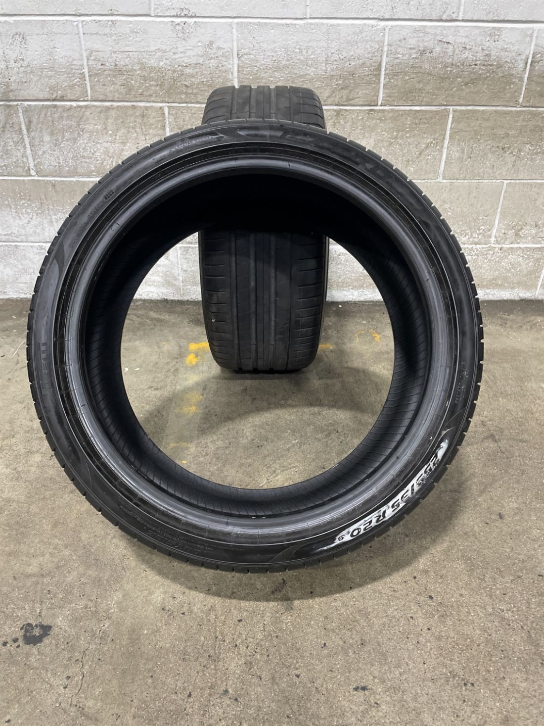 2x P255/35R20 Pirelli PZero PZ4 7/32 97 Y Used Tires 2553520