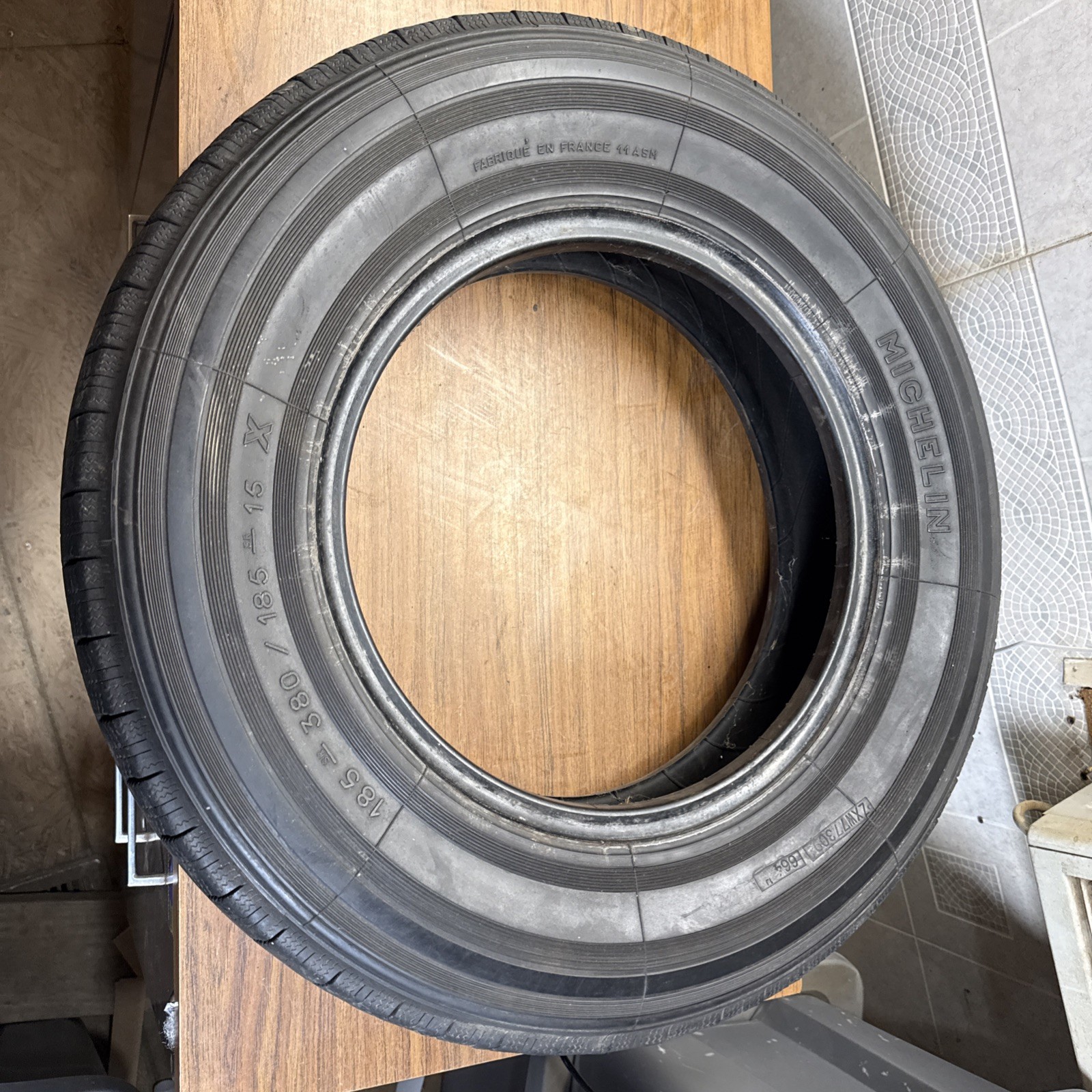 Michelin 185 – SR 380 / 185-15 X Made In France Tire #2 Triumph Jaguar MG ??