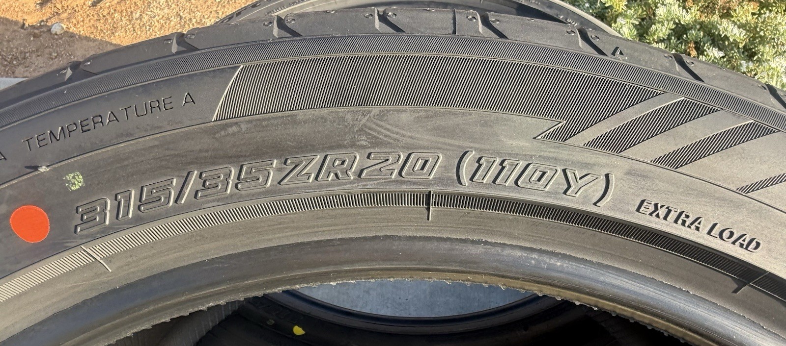 Set of TWO BRAND NEW 315/35ZR20 110Y Yokohama ADVAN Sport V107 Tires 3153520