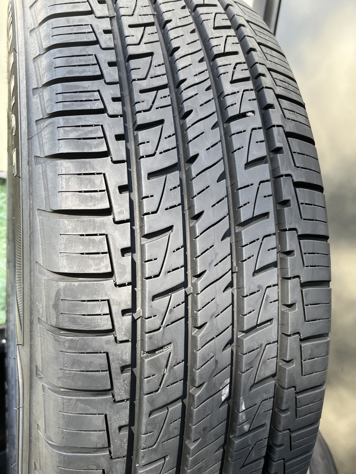 1 Tire Goodyear Assurance MaxLife 235/55E19 101V DOT.4423 11.5/32 NO Patch