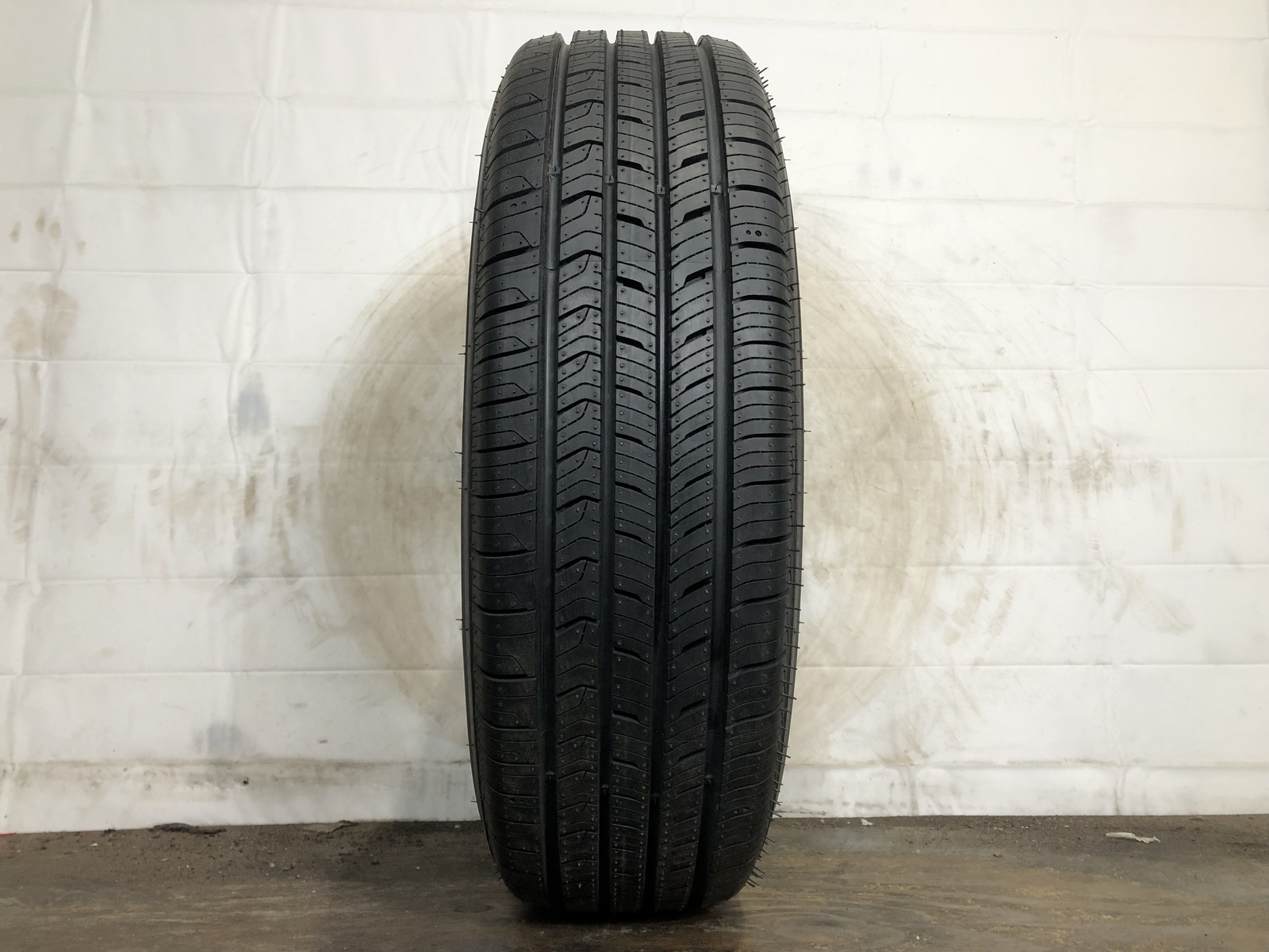 Hankook Kinergy PT P205/70R16 205 70 16 New Tire