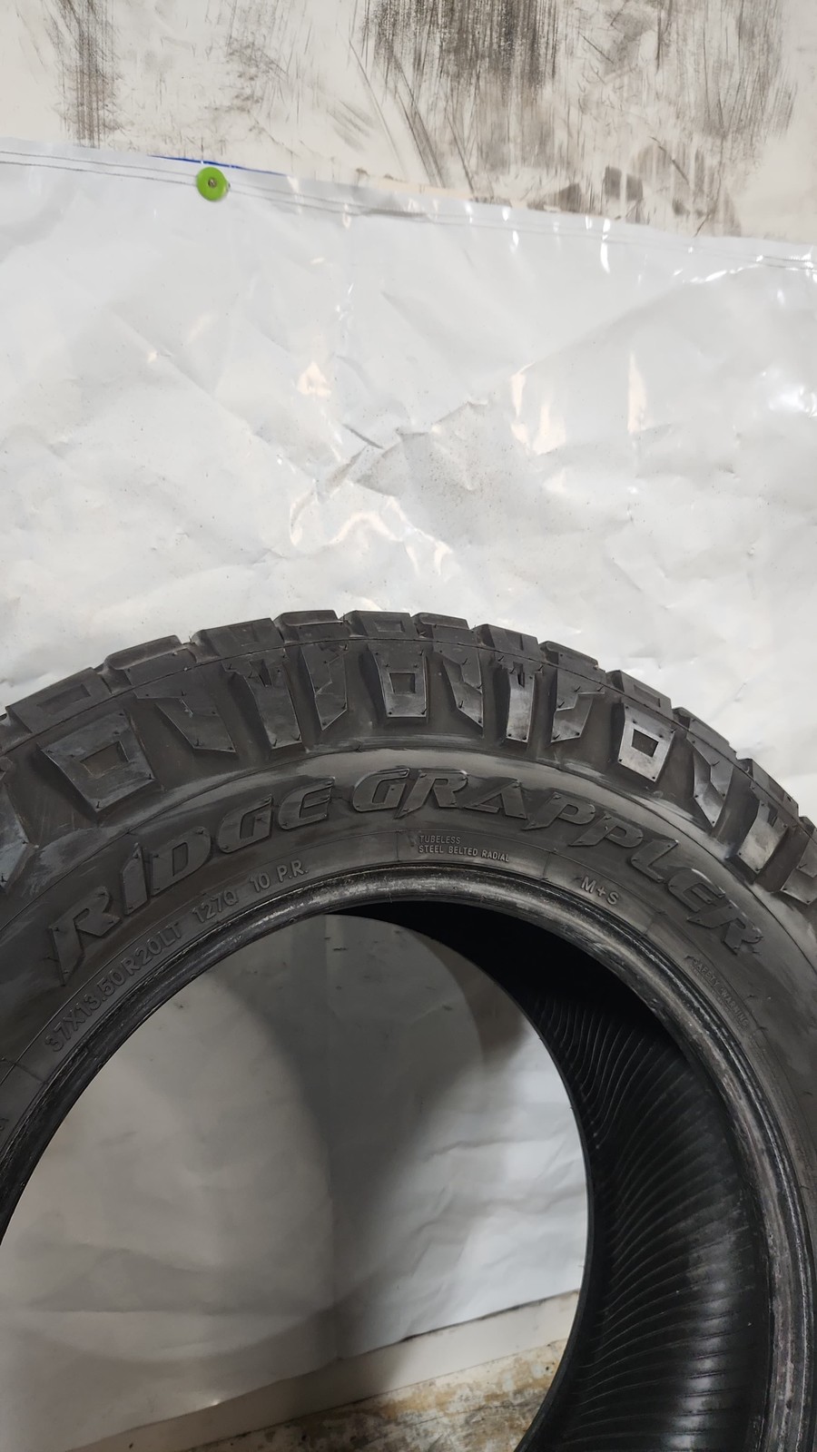 Set of 2 – 37X13.50R20 Nitto Ridge Grappler – Used Tires