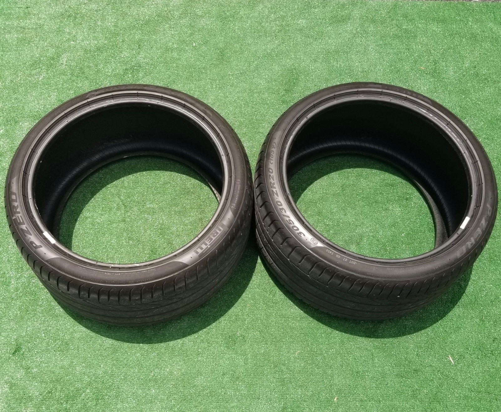305/30R20 Pirelli P Zero Tires 305/30ZR-20 305/30ZR20 103Y AM4 Aston Martin 60%