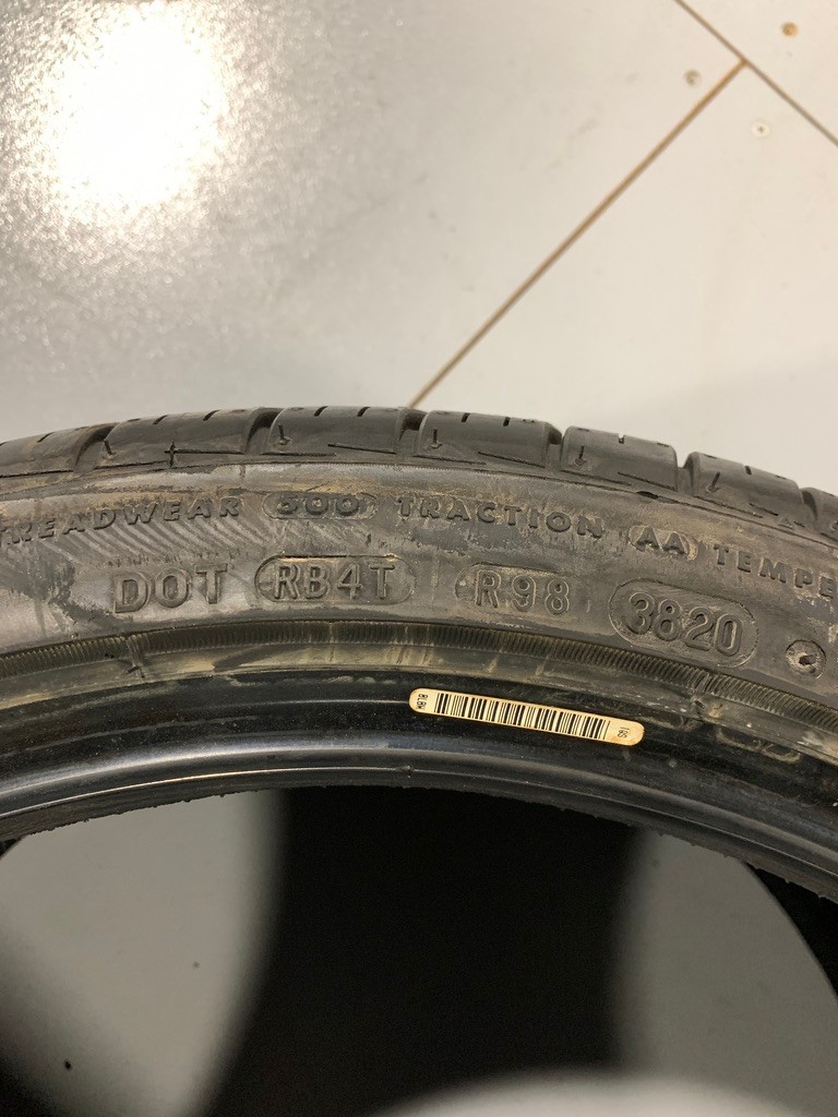 1 New 255 35 18 Bridgestone Potenza RE980AS Extra Load All Season Tire