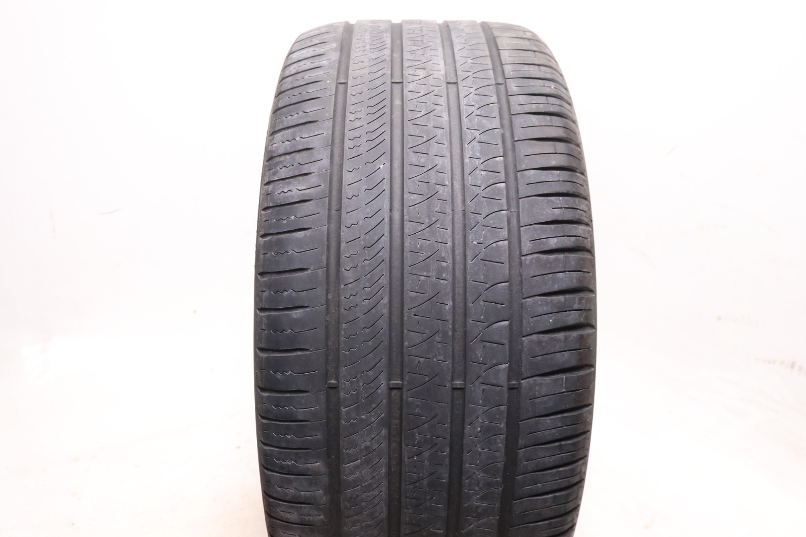 Set of 2 Used 285/35R22 Pirelli Scorpion Zero TO Elect PNCS – 106Y – 4.5-5.5/32