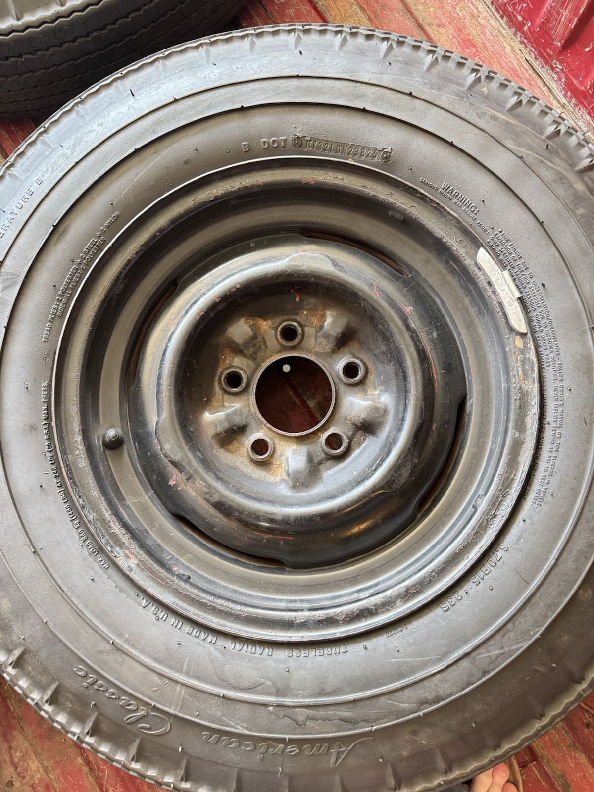 Coker American Classic 670R15 Tires On 1955/56 Chevrolet 15×5 Wheels