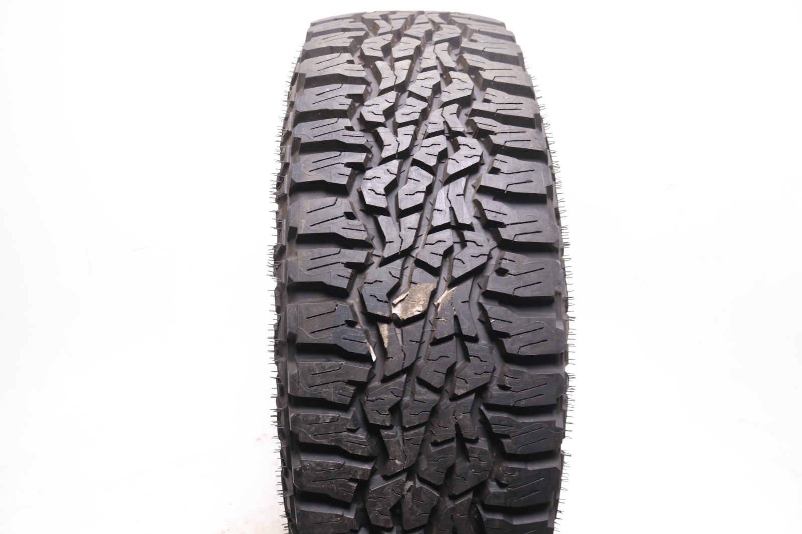 Set of 2 New LT 275/70R18 Goodyear Wrangler UltraTerrain AT – 125/122Q – 18/32