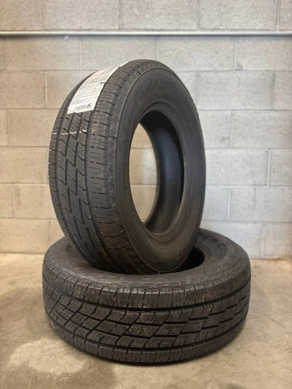 2 NEW 255/65R18 Toyo Open Country HT II 111T Tires 255 65 R18