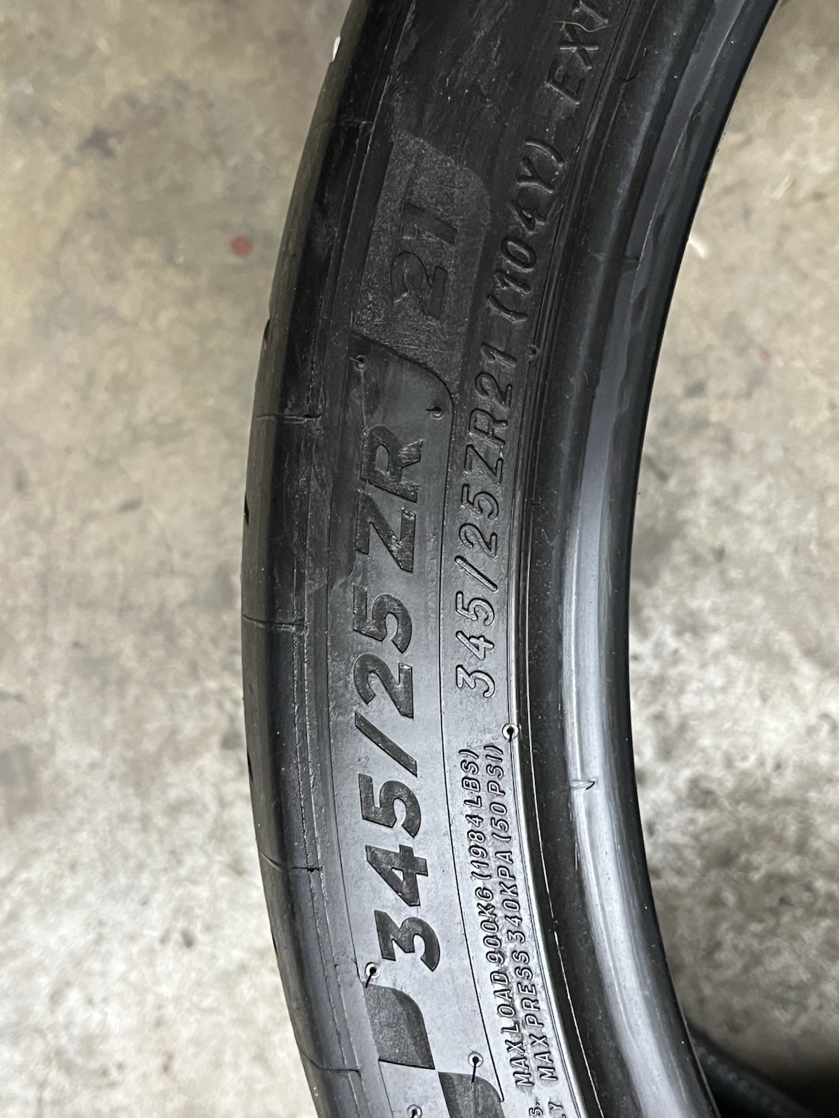 AS-IS Michelin cup 2 tires 275/30ZR20 & 345/25ZR21
