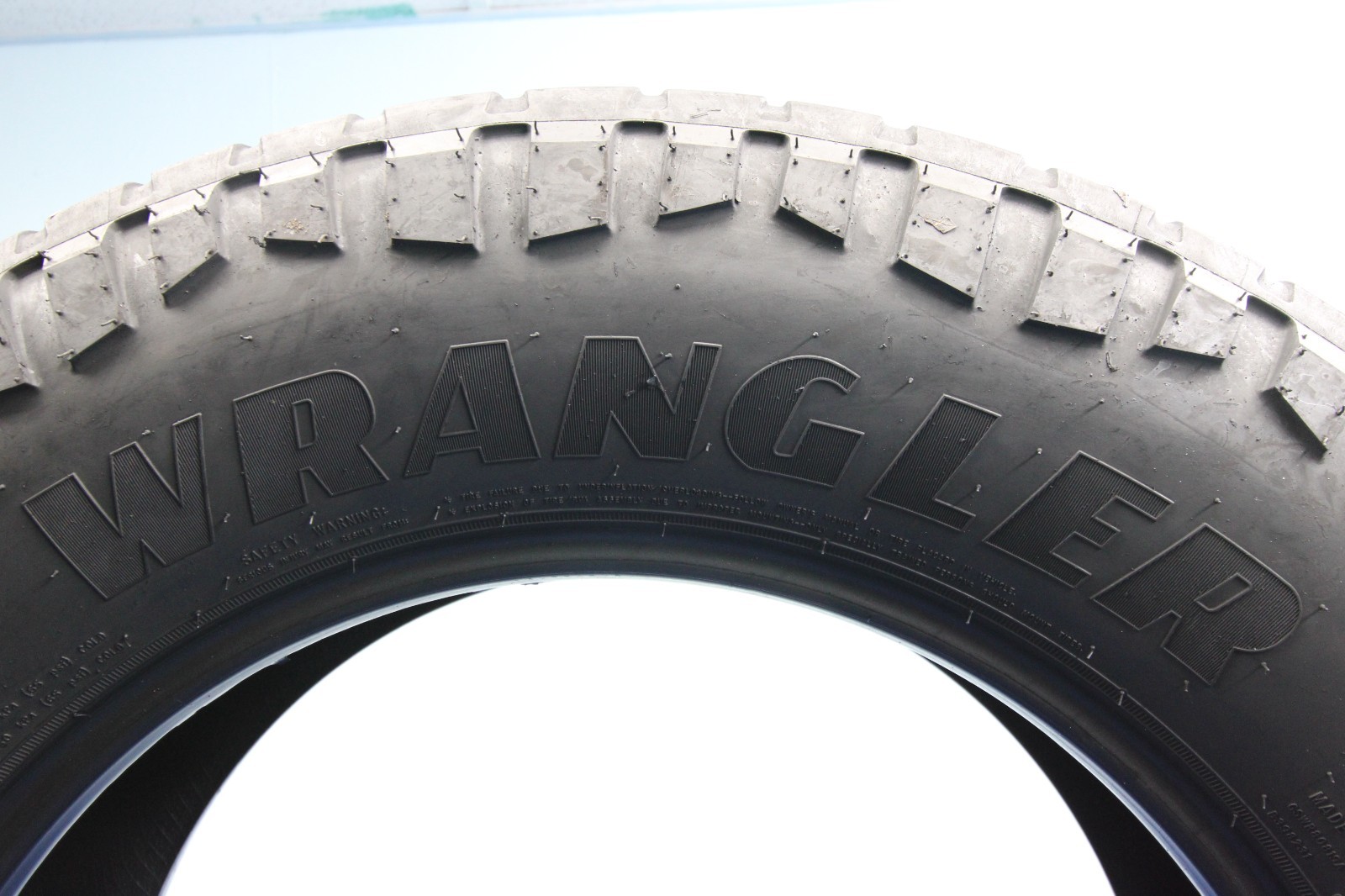 4 Used GoodYear Wrangler Territory RT TO PNCS LT285/65R20 285/65/20 2856520