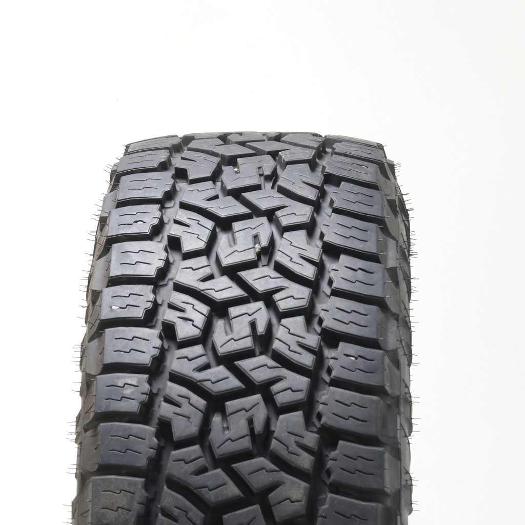Used LT 275/70R17 Toyo Open Country A/T III 124/121T – 15/32