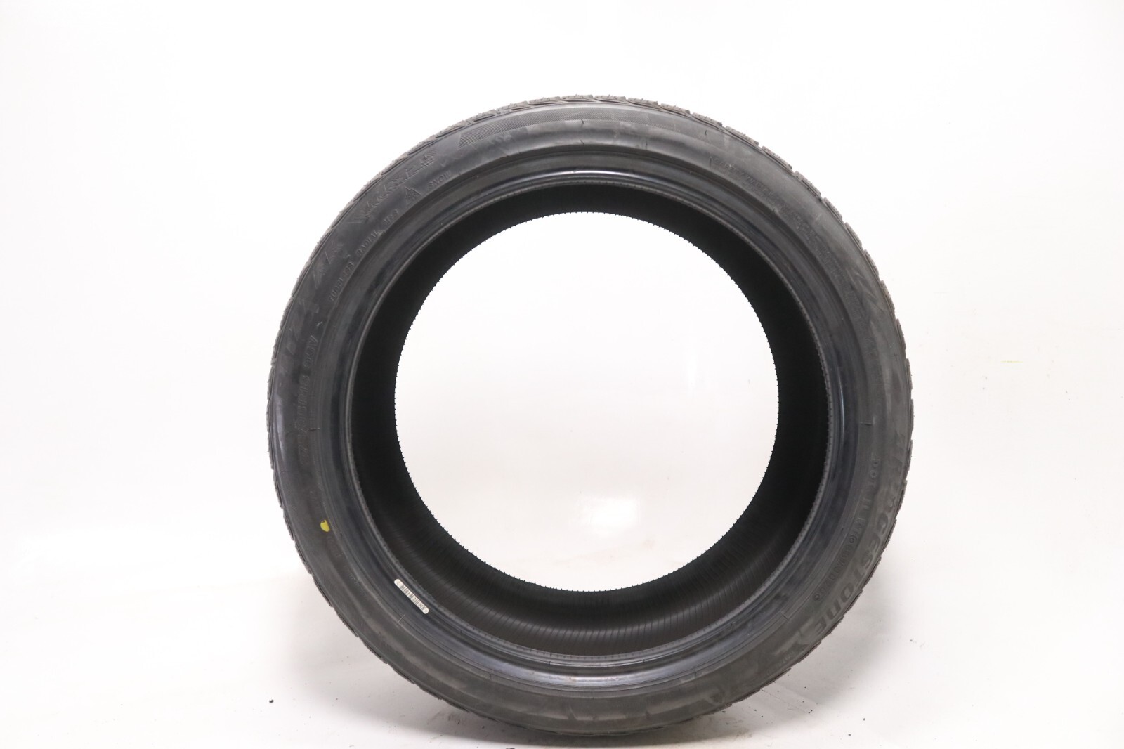 New 275/35R18 Bridgestone Blizzak LM-32 – 95V – 11/32