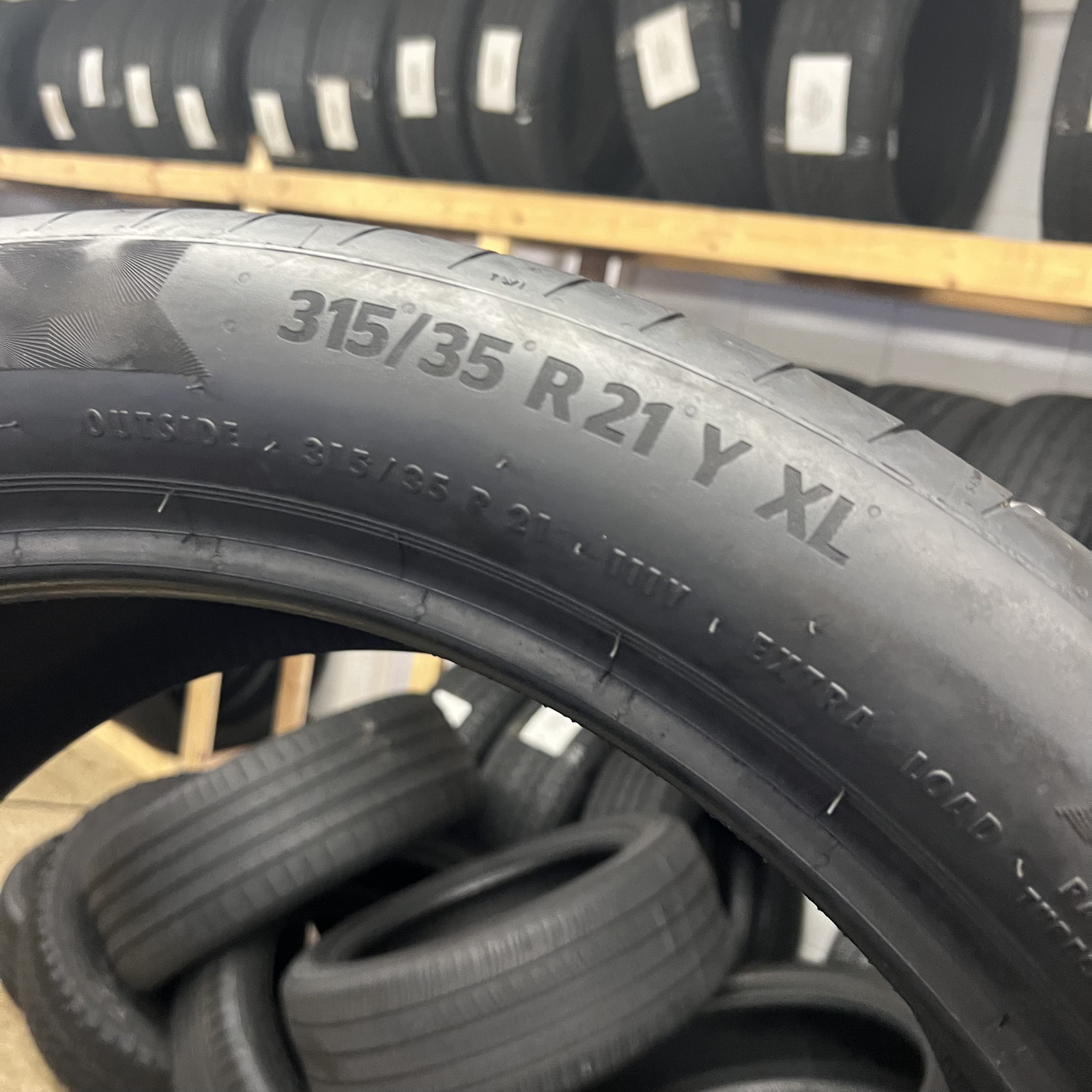 Set Of 2 Tires LikeNEW Continental PremiumContact 6 SSR 315/35R21 111Y NO Patch