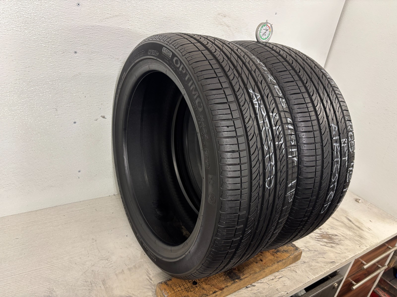 2 Tires 205 45 17 Hankook Optimo H426 HRS Run Flat (70-85% Tread Left)
