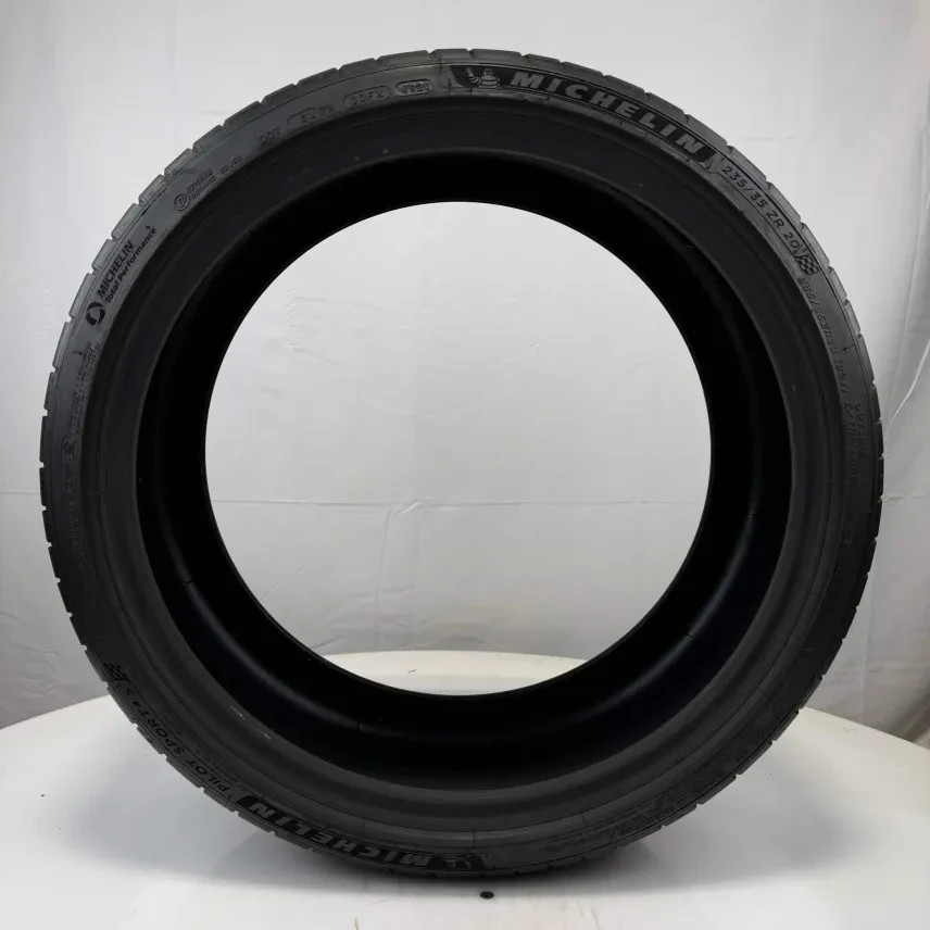 Used 235/35ZR20 Michelin Pilot Sport 4 S NO 92Y 7.5/32 (DOT 20)
