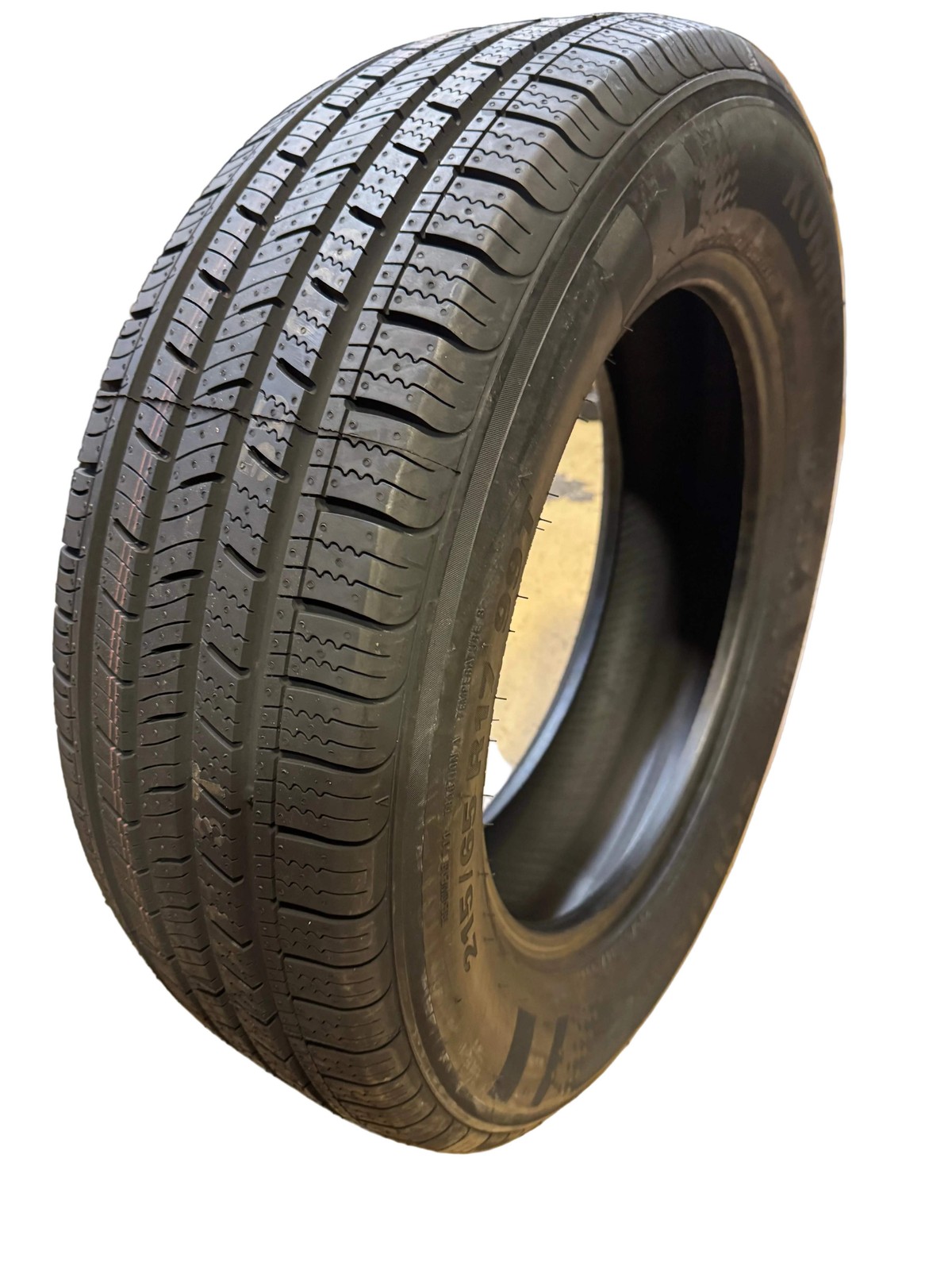 NOS KUMHO SOLUS TA11 BSW P 215 65 17 99T ALLL SEASON TIRE 2182943