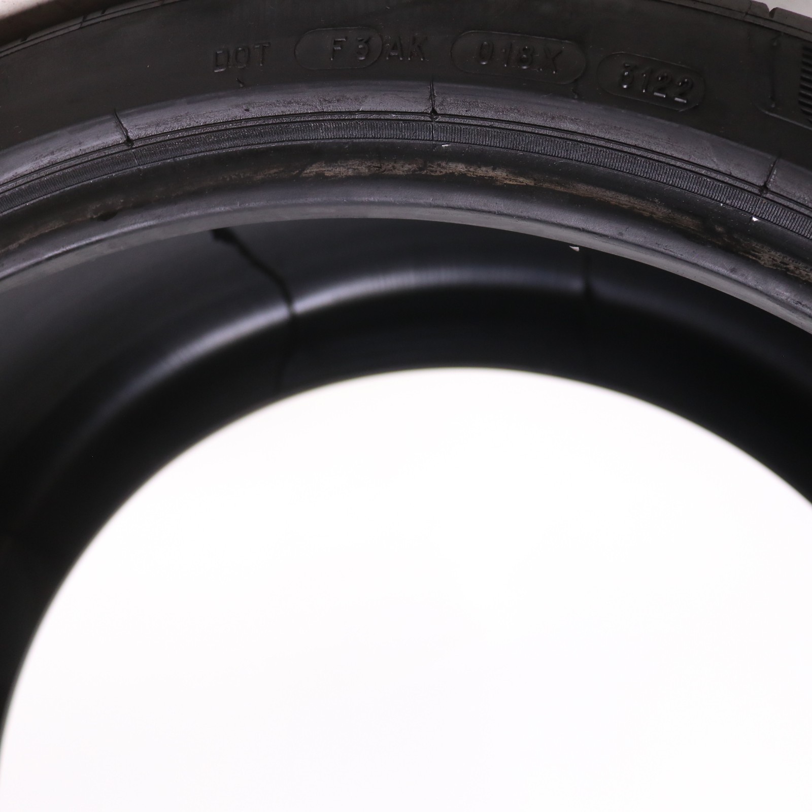 Set of 2 Used 295/30ZR20 Michelin Pilot Sport 4 S NO – 101Y – 7.5/32