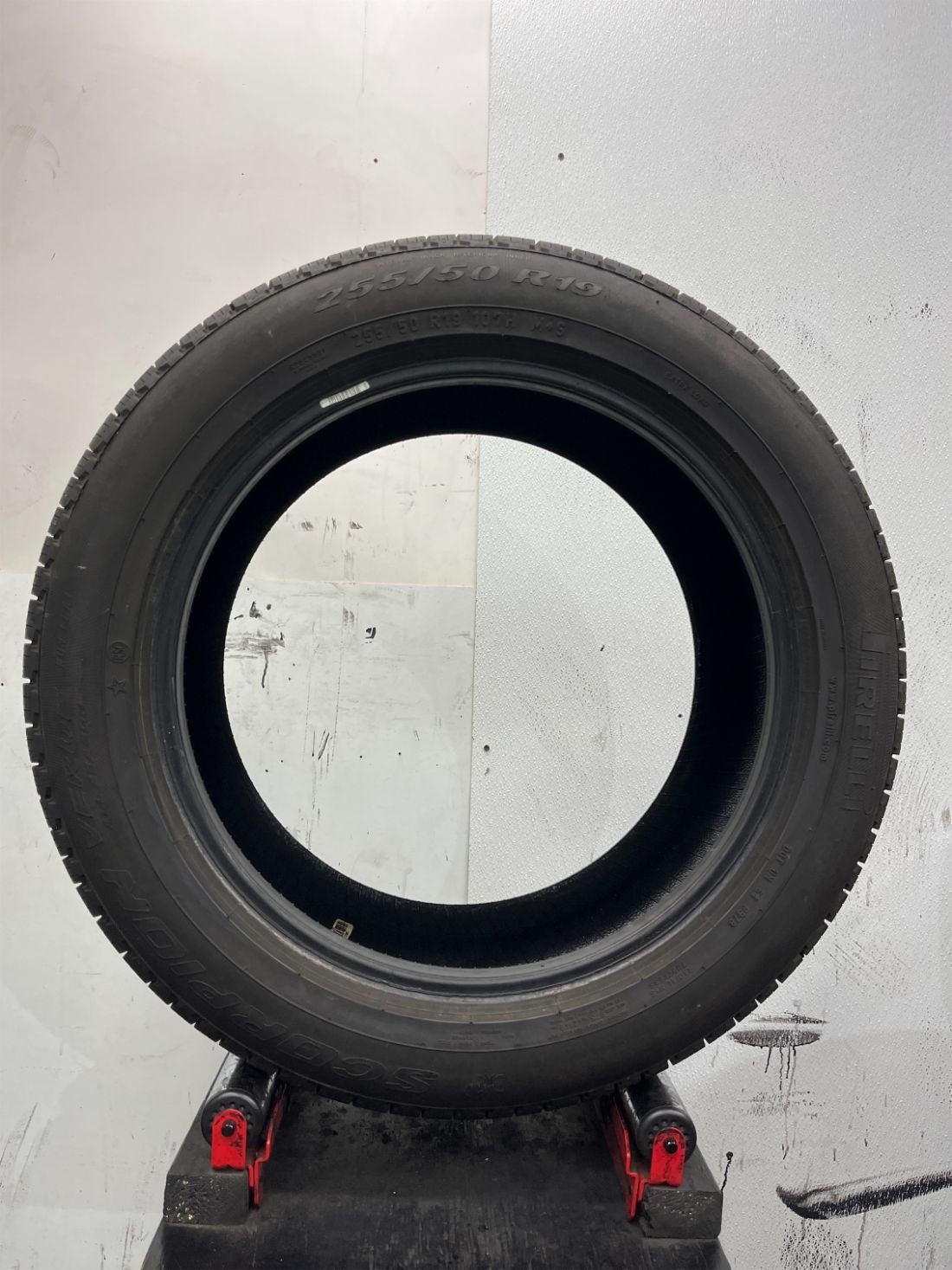 1 Used P255/50R19 Pirelli Scorpion verde all season runflat 107 H – 9/32