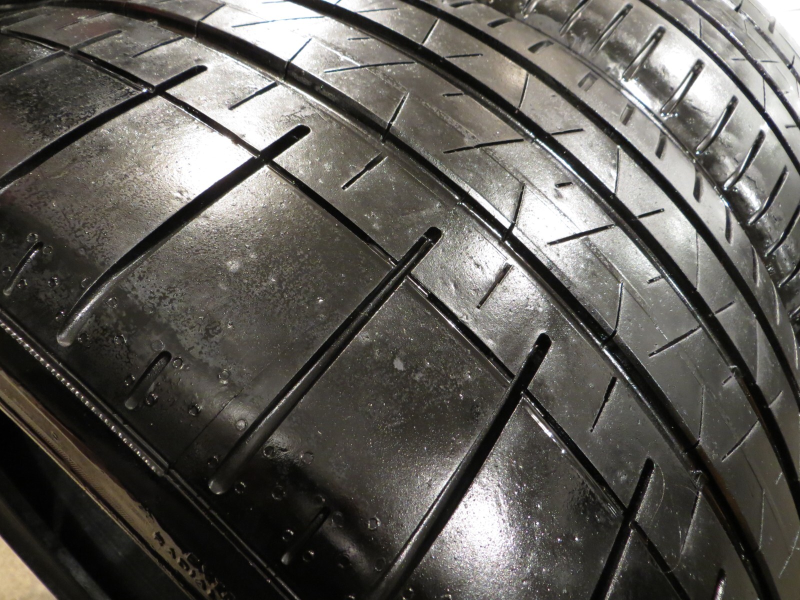 ALMOST NEW 2 TWO PIRELLI P ZERO PZ4 CORSA PZC4 NO 315/30ZR22 107Y 315 30 22 3212