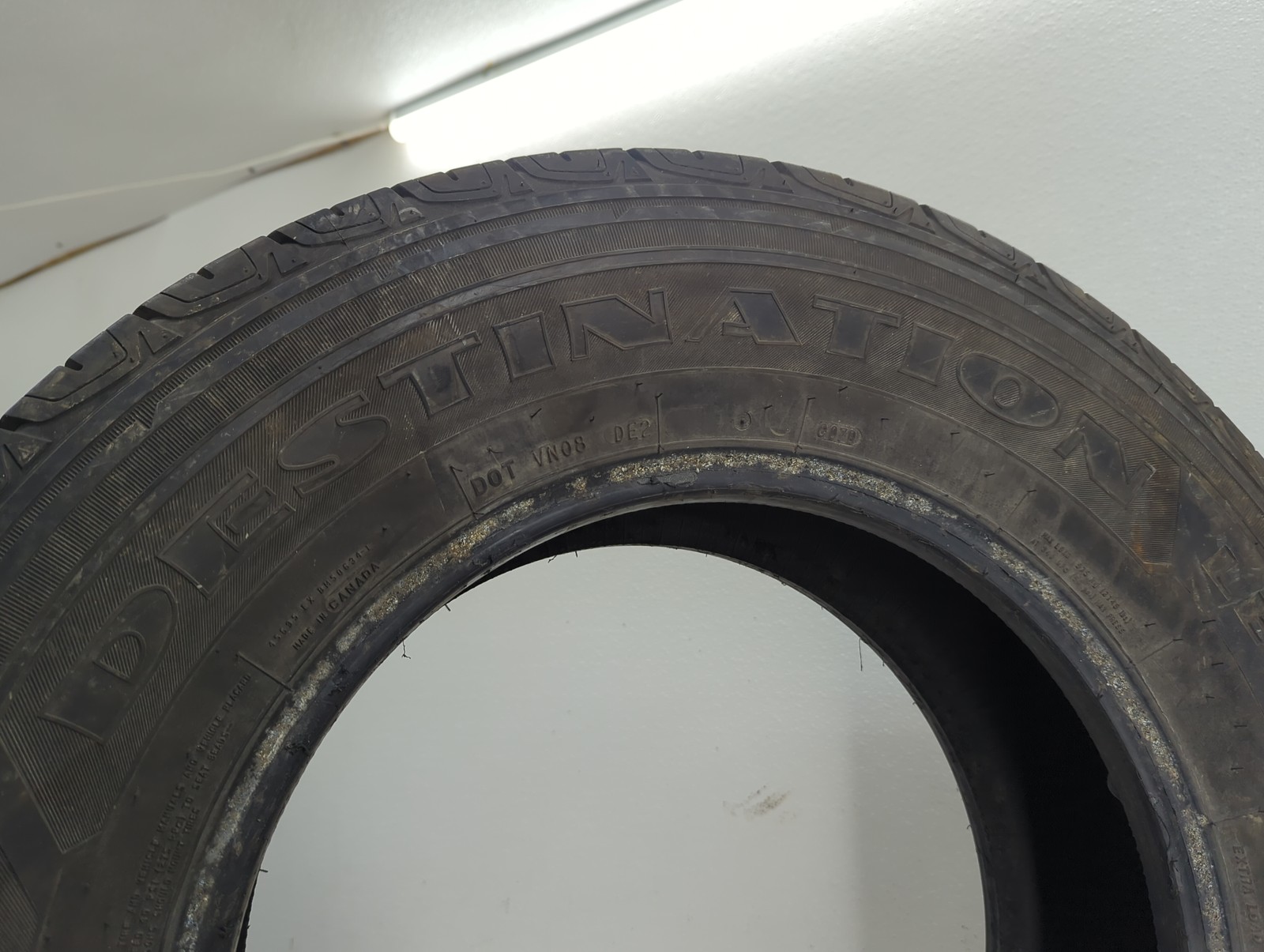 Used Tire 235/70R16 FIRESTONE DESTINATION LE 107T – Tread Depth 11/32
