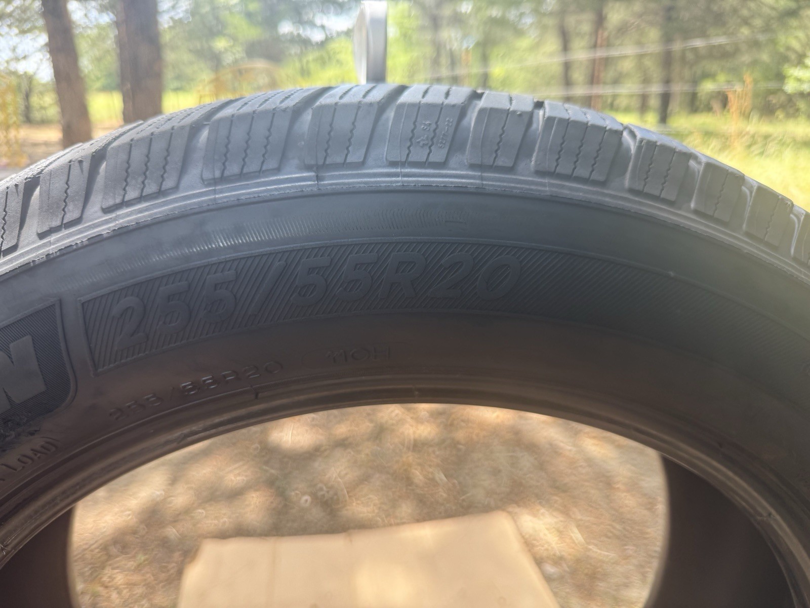 Michelin Defender LTX MS 255/55R20 Tire