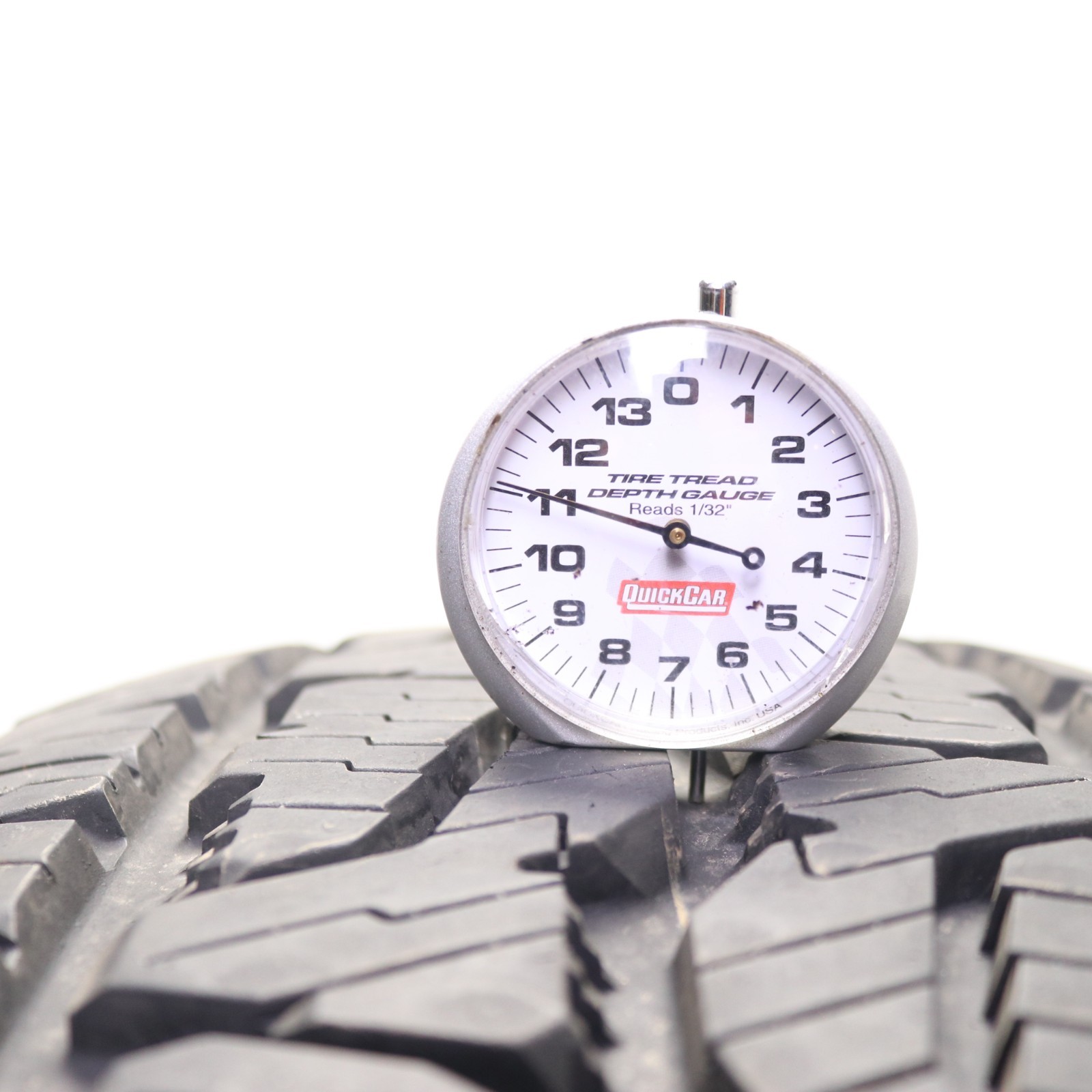 Used 255/70R18 Bridgestone Dueler A/T Revo 3 – 112T – 11/32