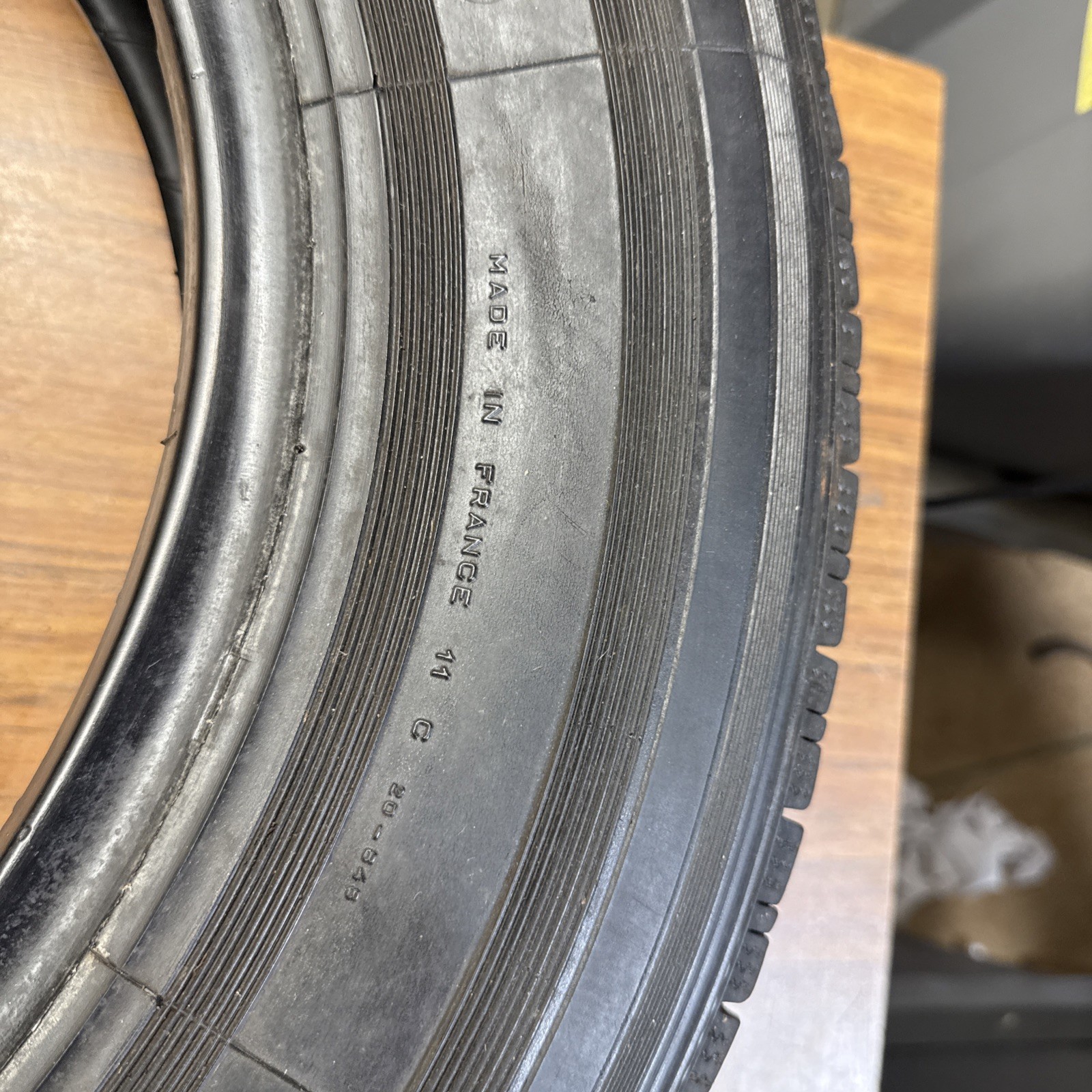 Michelin 185 – SR 380 / 185-15 X Made In France Tire #4 Triumph Jaguar MG ??