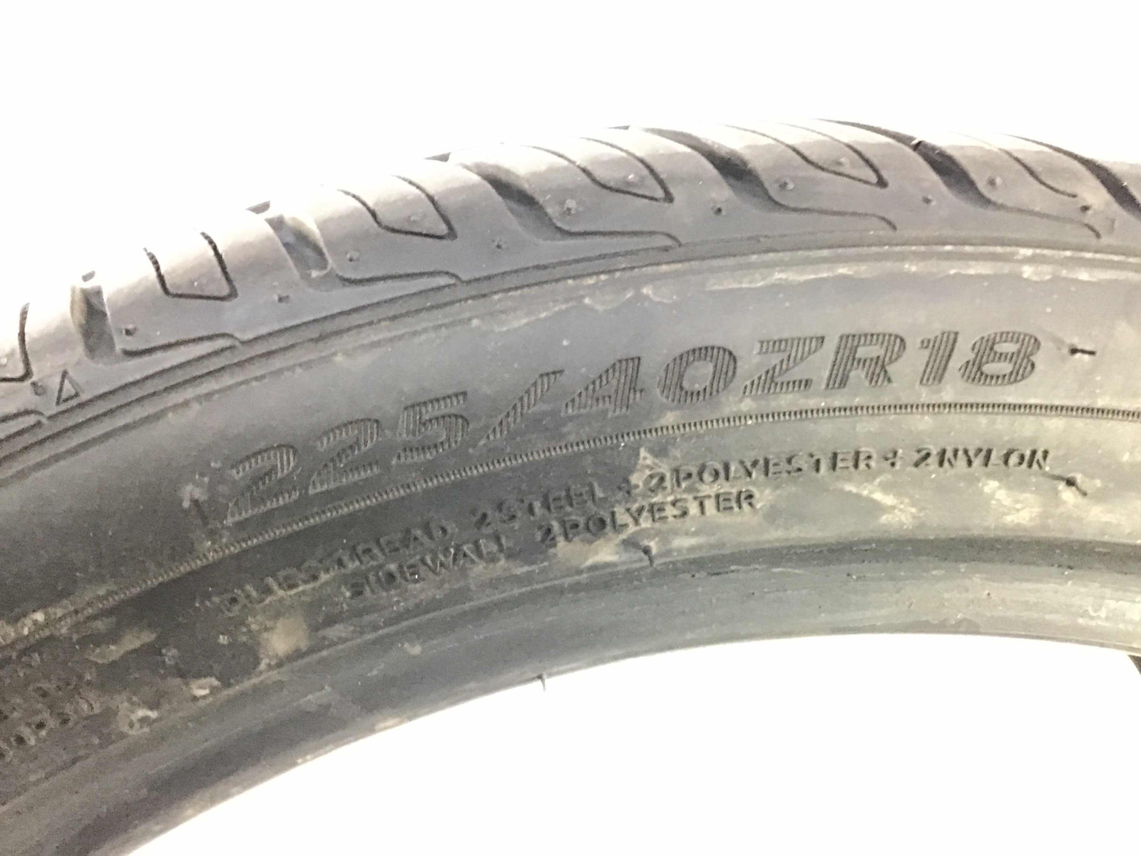 P225/40R18 Laufenn S Fit AS 92 W Used 9/32nds