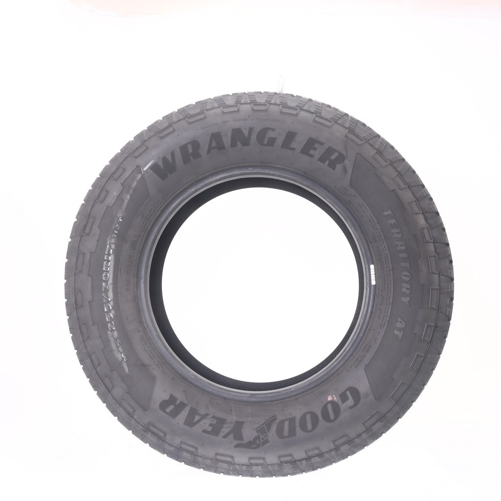Set of (4) Used 255/70R17 Goodyear Wrangler Territory AT 112T – 9-10/32