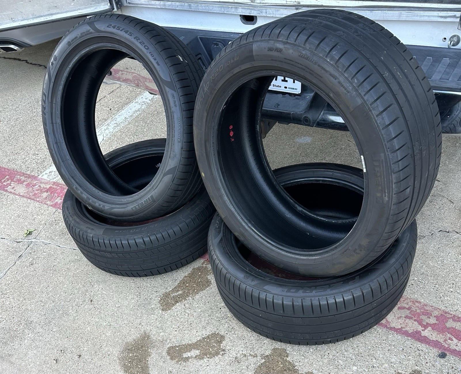 4 Pirelli P Zero Run Flat (PZ4) 2x 245/45R20 103W 2x 275/40R20 106W BMW RF Tires
